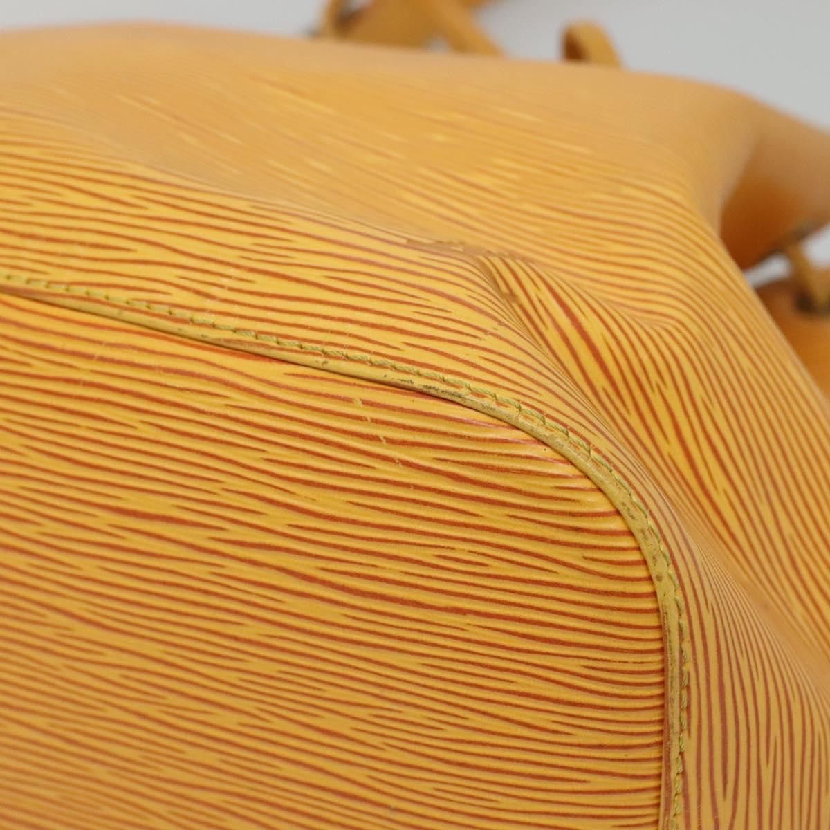 Louis Vuitton Noé Yellow Leather Shoulder Bag (Pre-Owned) Size ONE SIZE - 8 Thumbnail