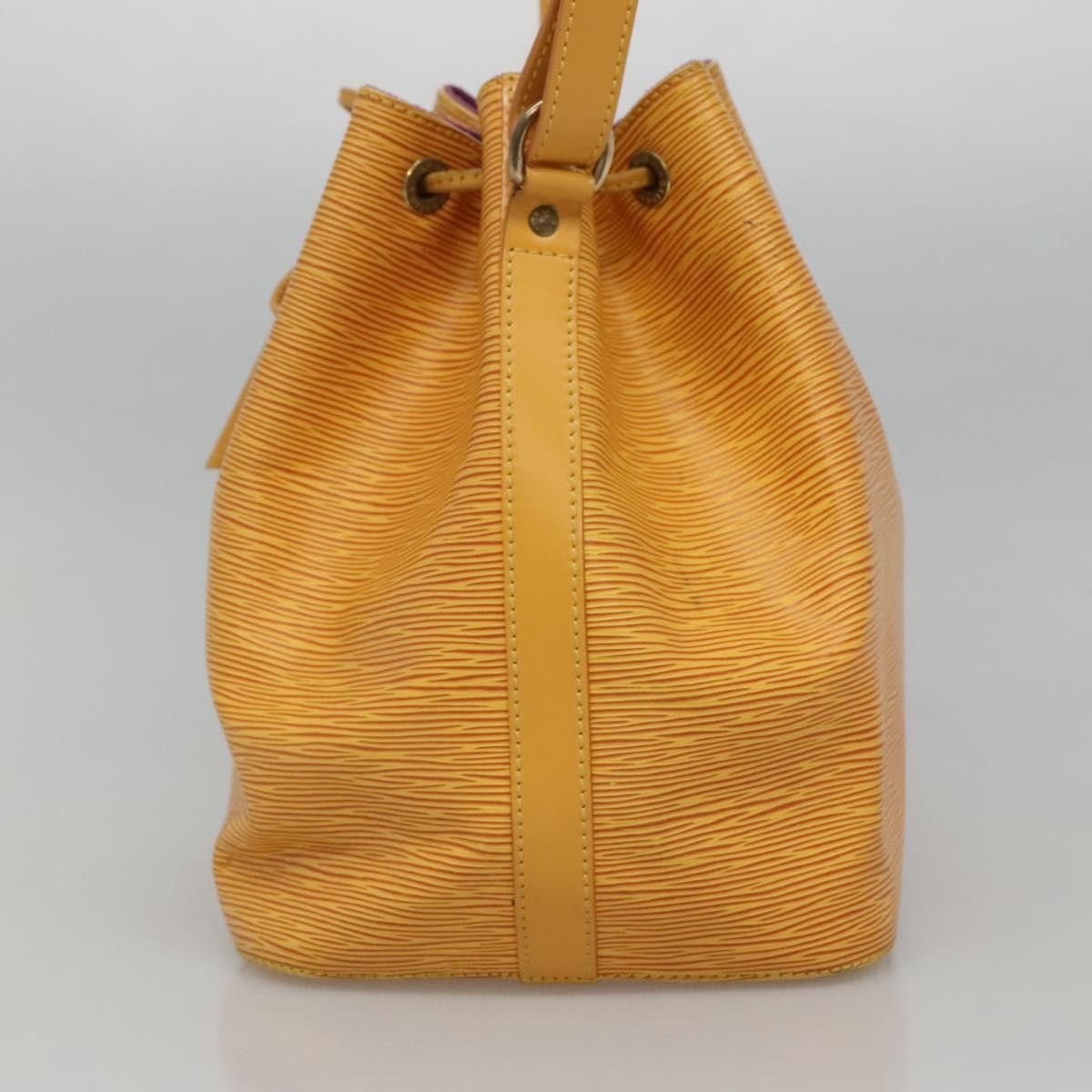 Louis Vuitton Noé Yellow Leather Shoulder Bag (Pre-Owned) Size ONE SIZE - 4 Thumbnail