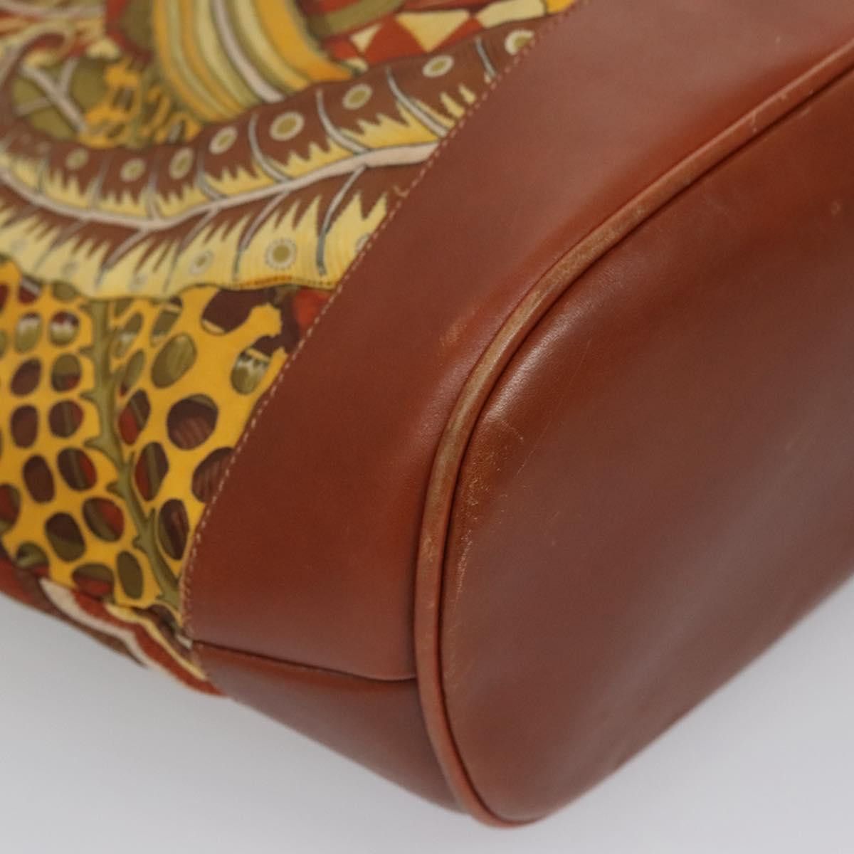 Salvatore Ferragamo Brown Canvas Shoulder Bag (Pre-Owned) Size ONE SIZE - 9 Thumbnail