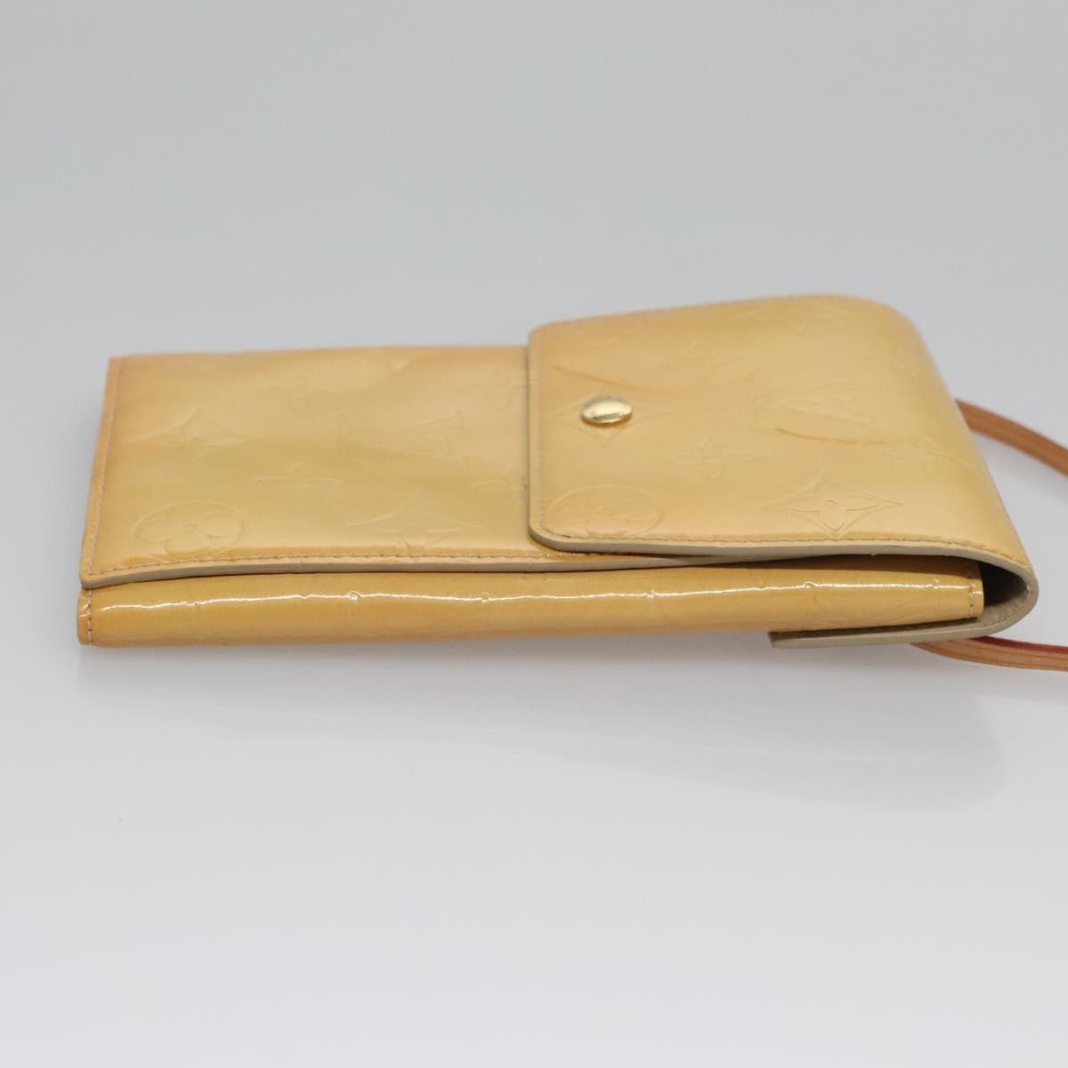 Louis Vuitton Walker Beige Patent Leather Wallet (Pre-Owned) Size ONE SIZE - 3 Thumbnail