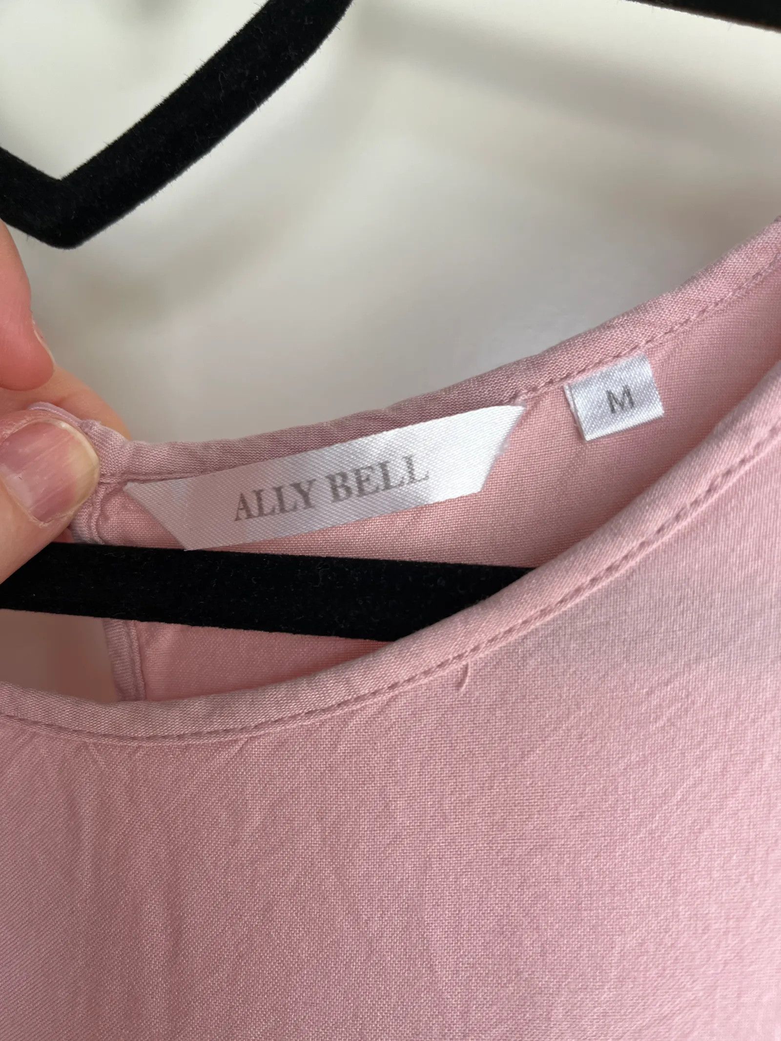 Bell Ally Bell Short Sleeve T-shirt Size M / US 6-8 / IT 42-44 - 2 Thumbnail
