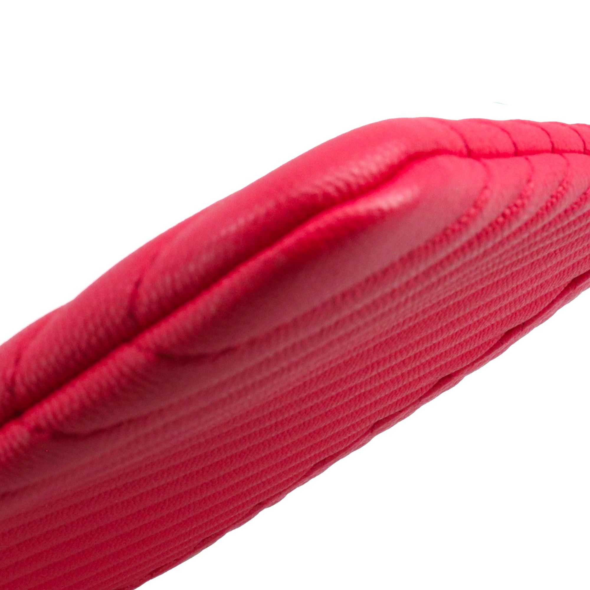Chanel CHANEL - Chanel clutch in red chevron caviar leather Size ONE SIZE - 5 Thumbnail