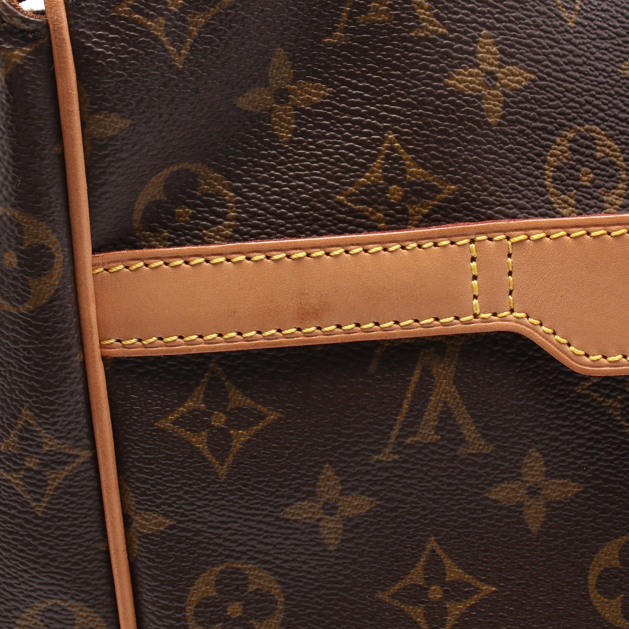 Louis Vuitton Louis Vuitton Aves Monogram Shoulder Bag Leather Brown Size ONE SIZE - 8 Thumbnail