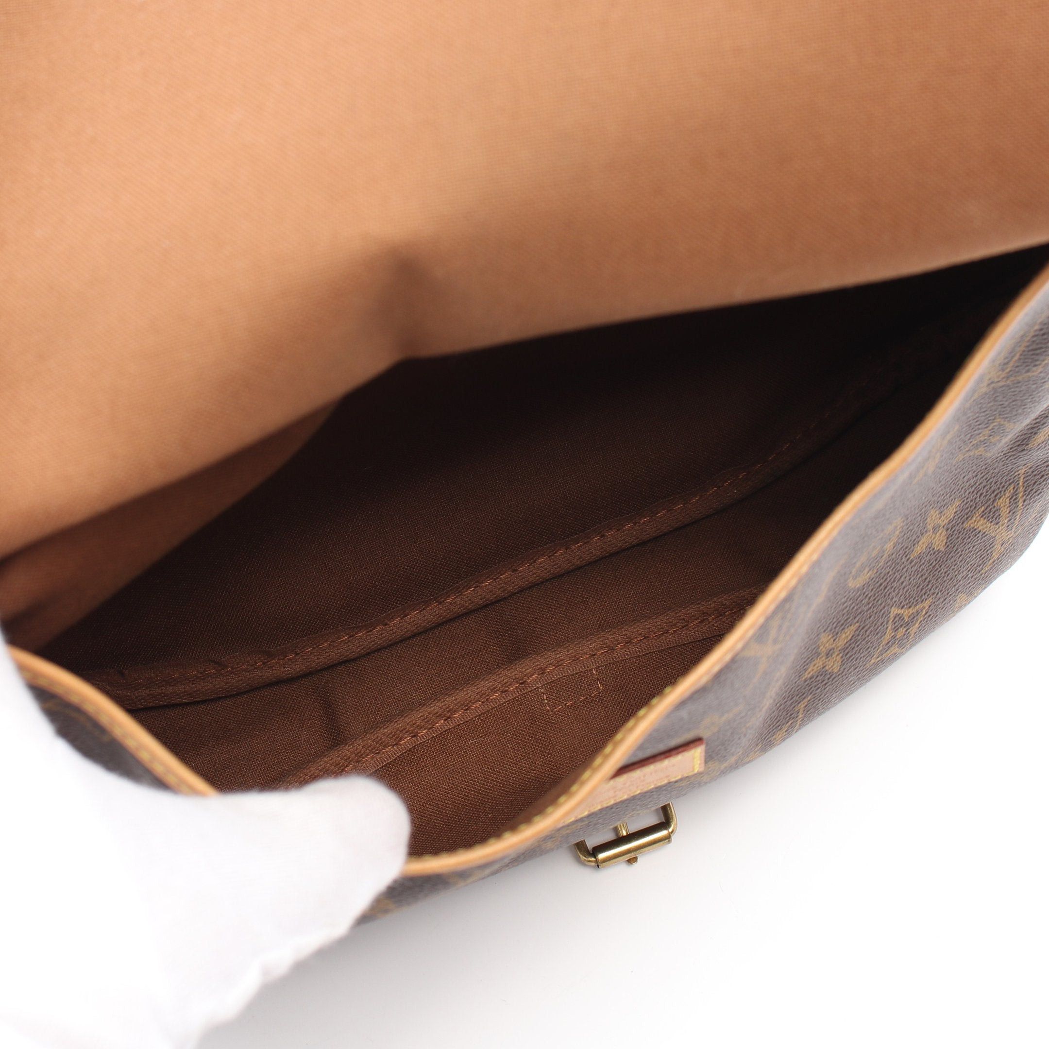 Louis Vuitton Louis Vuitton Saumur 30 Monogram Shoulder Bag Leather Brown Size ONE SIZE - 3 Thumbnail