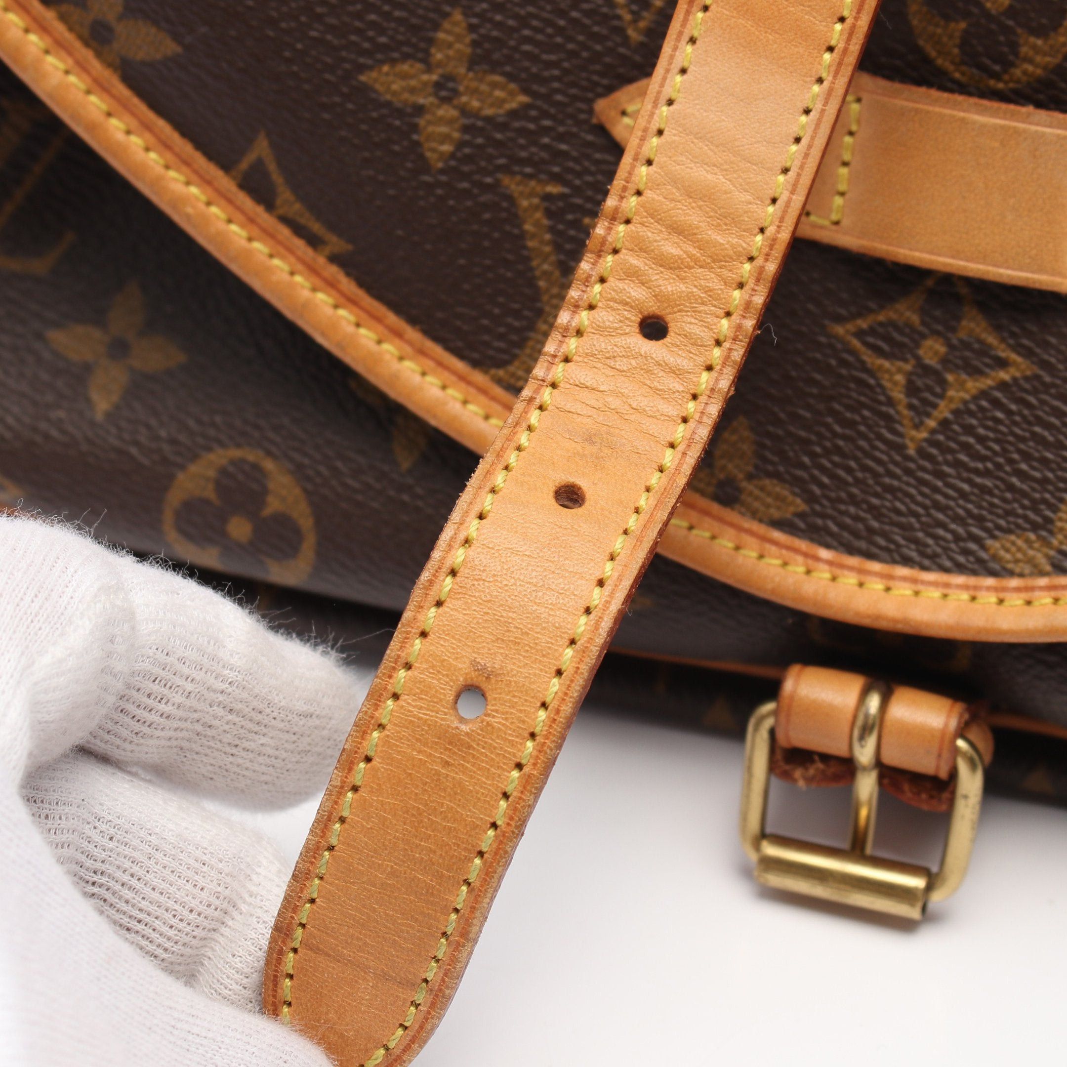 Louis Vuitton Louis Vuitton Saumur 30 Monogram Shoulder Bag Leather Brown Size ONE SIZE - 7 Thumbnail