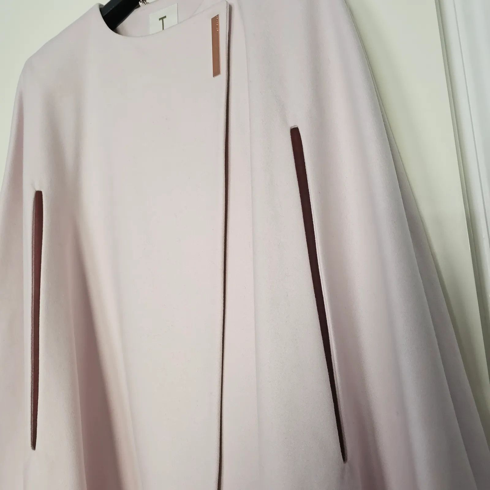 Ted Baker Ted Baker Poncho Size L / US 10 / IT 46 - 4 Thumbnail