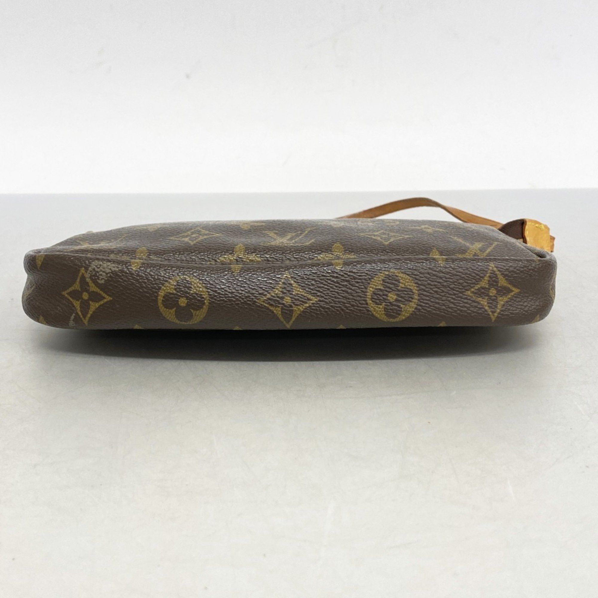 Louis Vuitton Louis Vuitton Pochette Accessoire clutch Size ONE SIZE - 5 Thumbnail