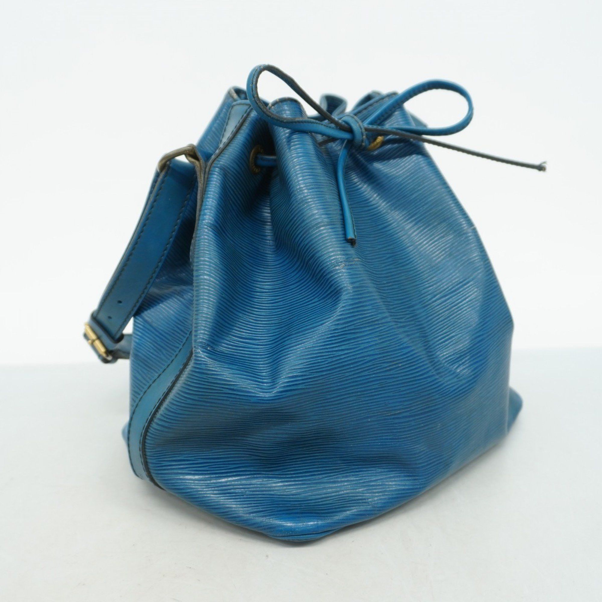 Louis Vuitton Louis Vuitton Petit Noé shoulder Size ONE SIZE - 3 Thumbnail