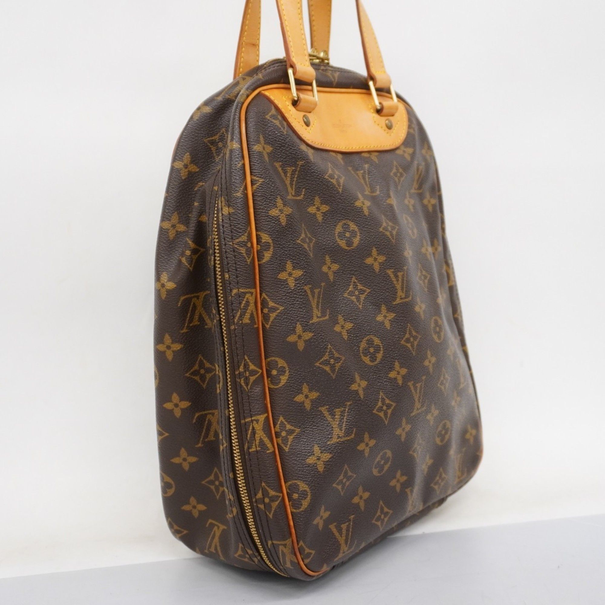 Louis Vuitton Louis Vuitton Excursion handbag Size ONE SIZE - 3 Thumbnail