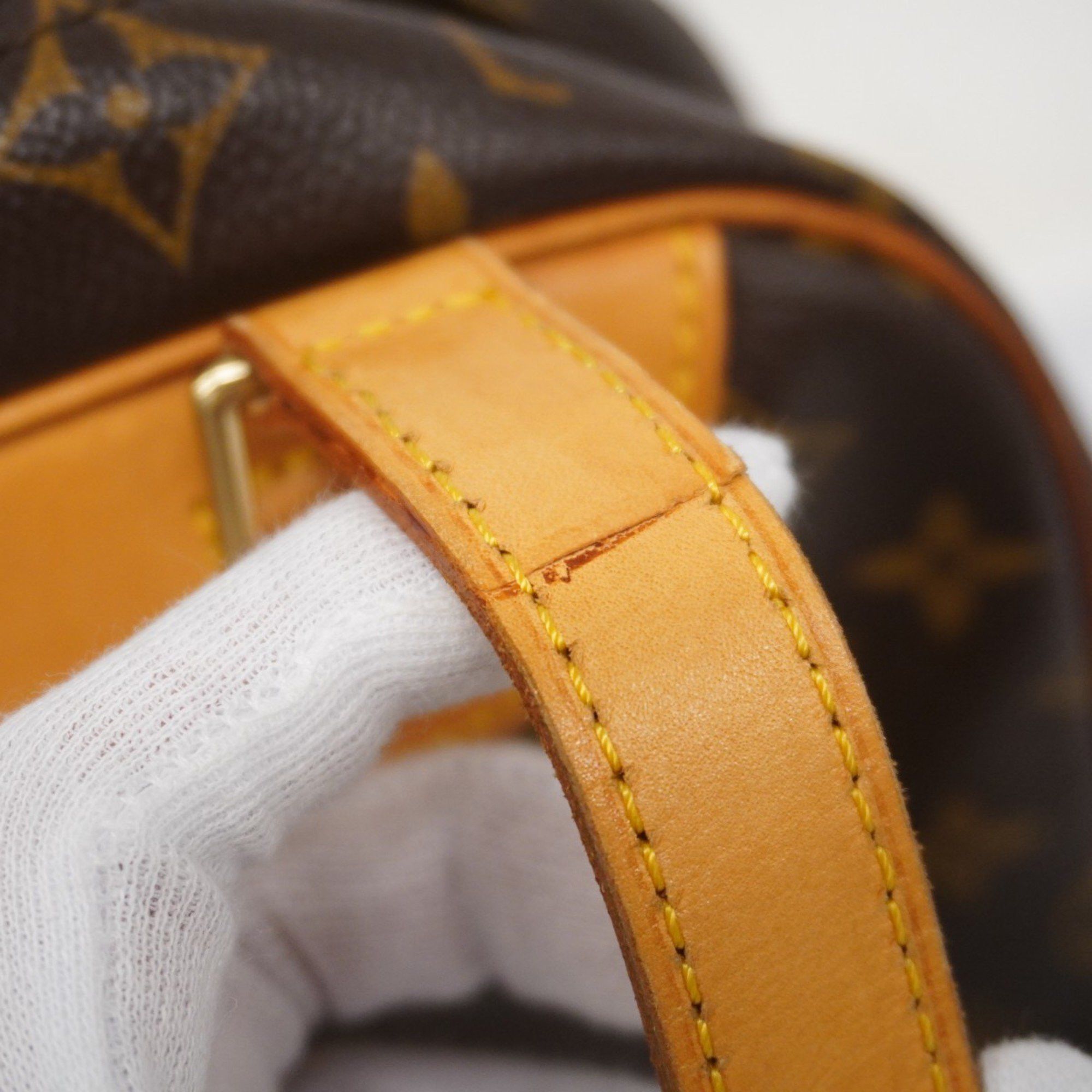Louis Vuitton Louis Vuitton Excursion handbag Size ONE SIZE - 9 Thumbnail
