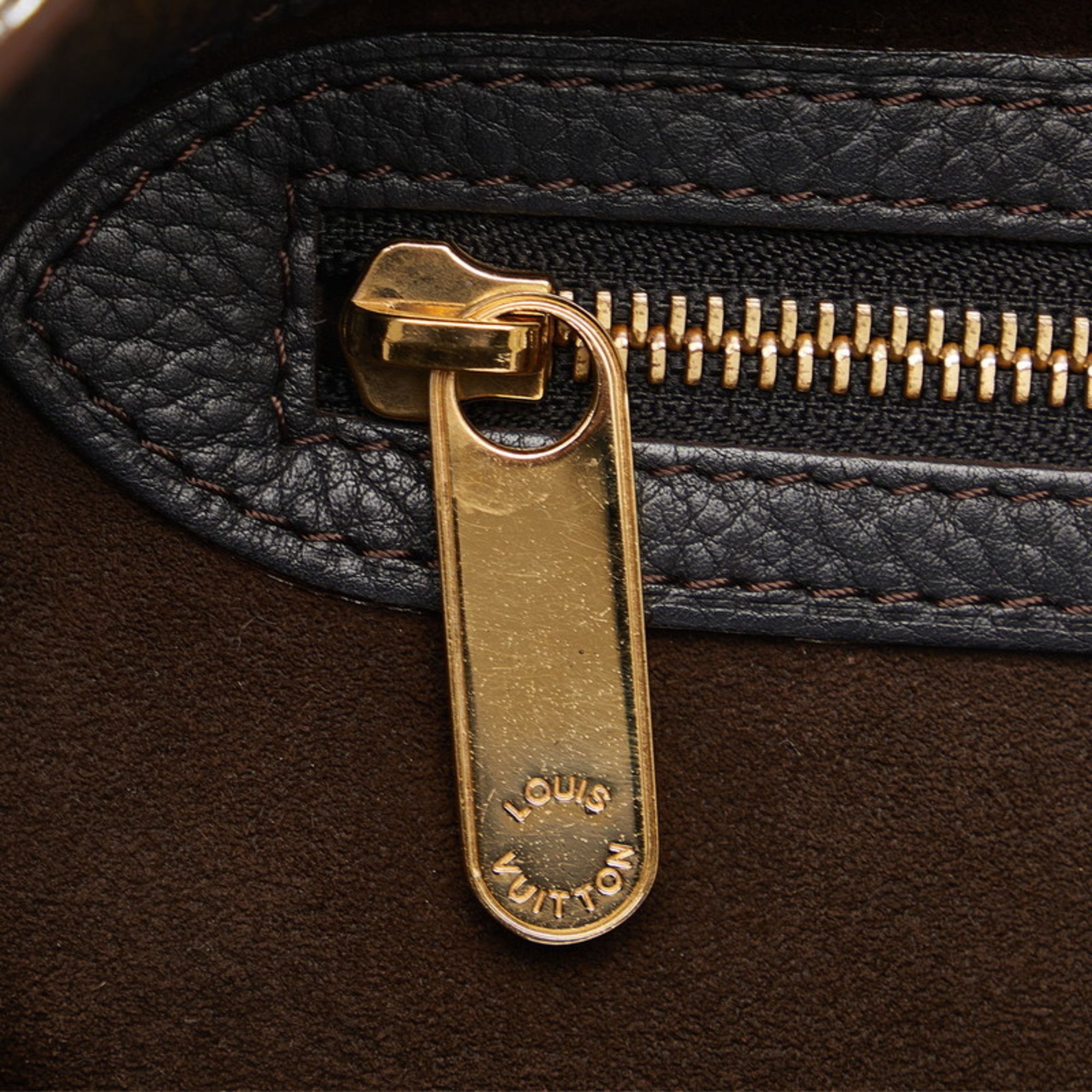 Louis Vuitton Louis Vuitton Mahina handbag Size ONE SIZE - 5 Thumbnail