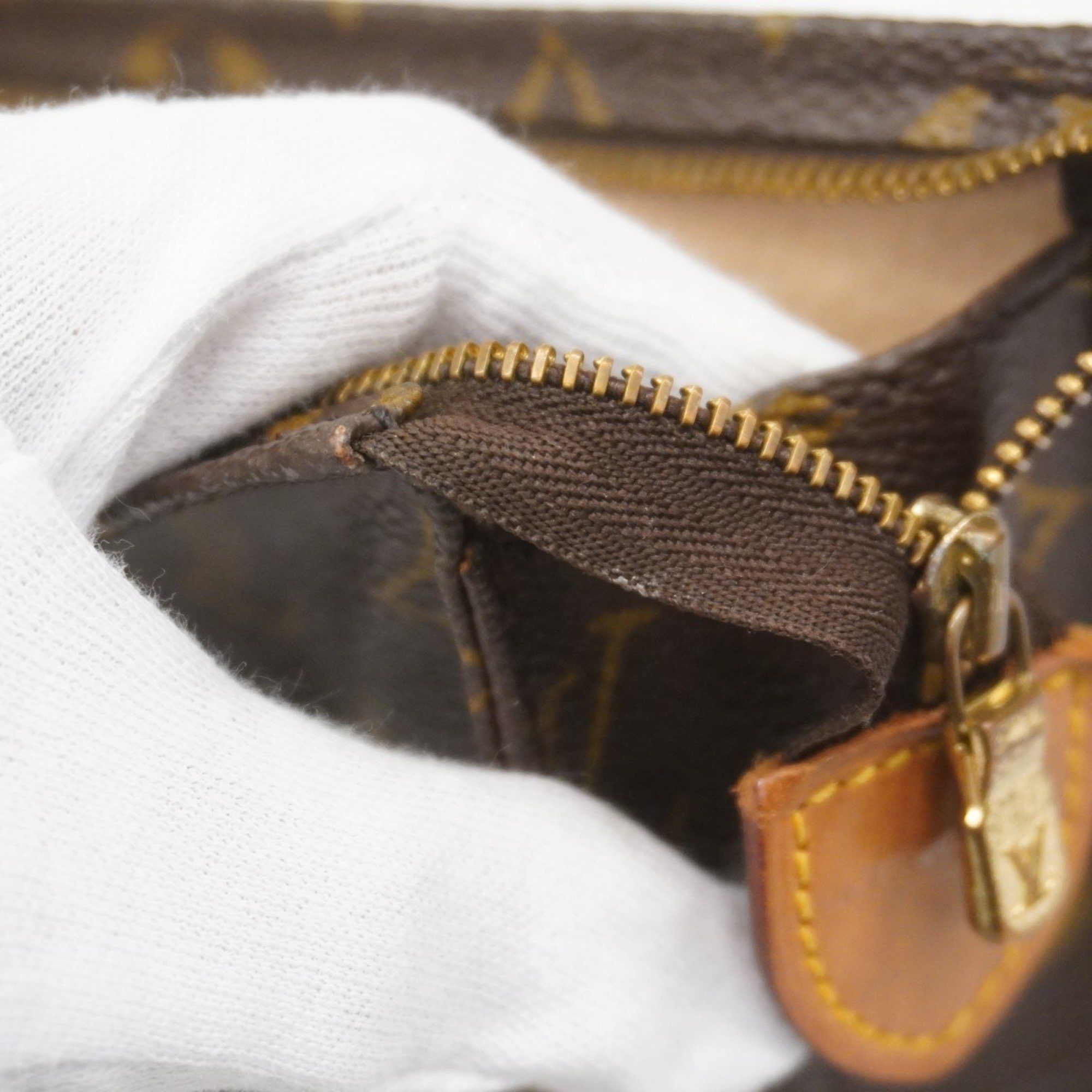 Louis Vuitton Louis Vuitton Poche Toilette clutch Size ONE SIZE - 10 Thumbnail