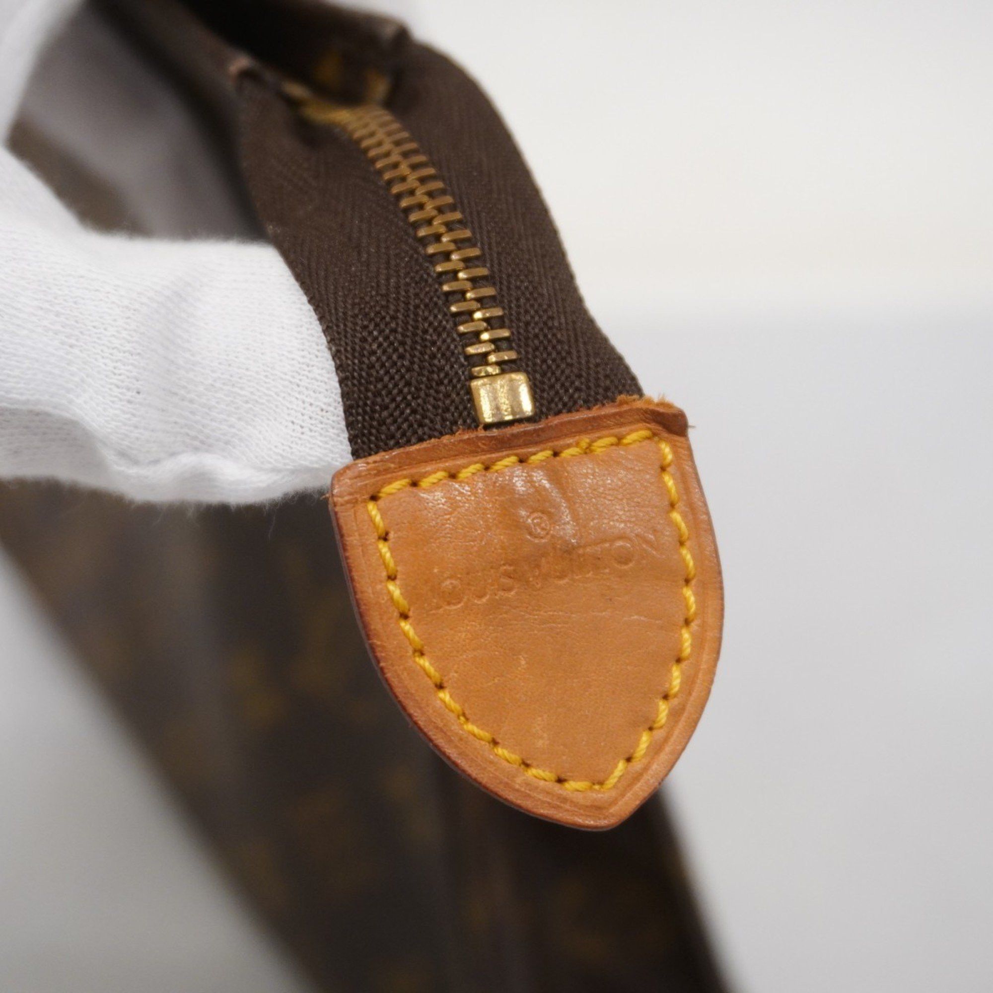 Louis Vuitton Louis Vuitton Poche Toilette clutch Size ONE SIZE - 5 Thumbnail