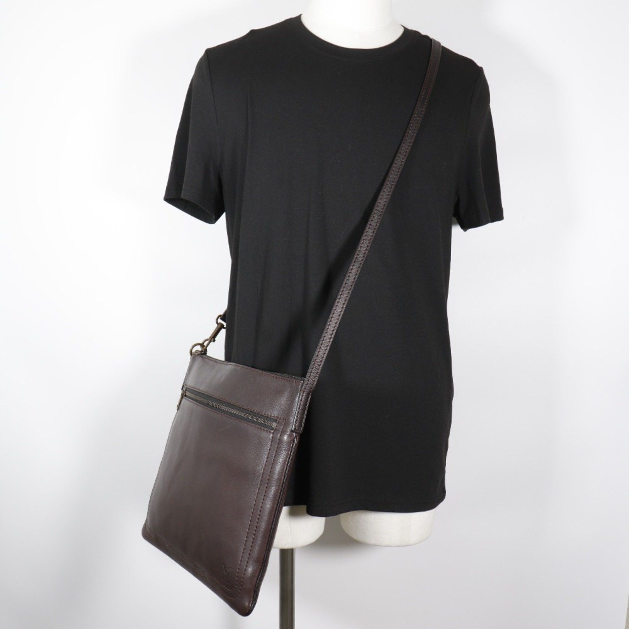 Louis Vuitton Louis Vuitton Sac Plat Shoulder Bag Utah M92073 Calfskin Cafe 2004 Brown LM0024 Men's Size ONE SIZE - 16 Thumbnail