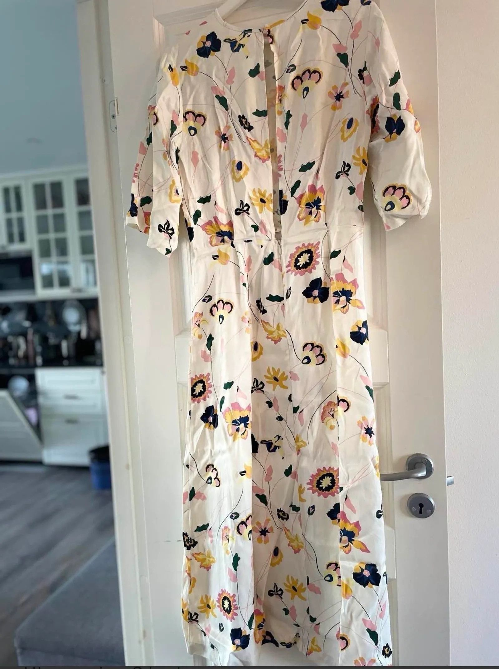 Carin Wester Carin Wester Dress Size XS / US 0-2 / IT 36-38 - 3 Thumbnail