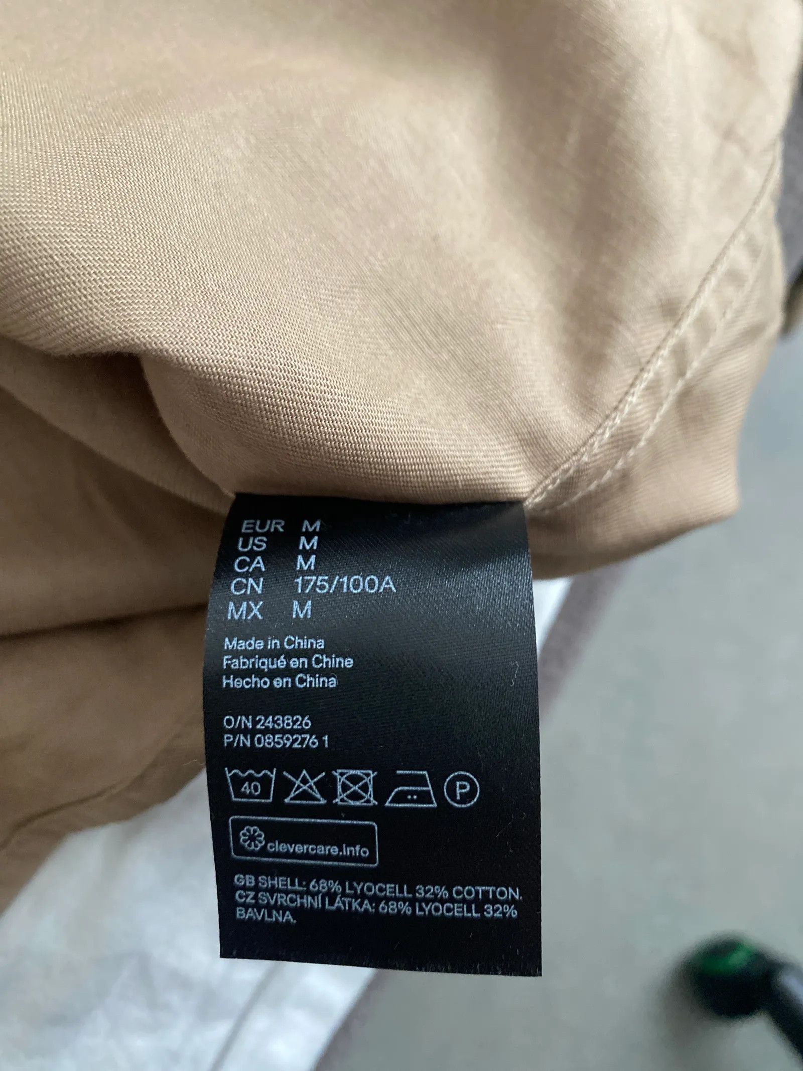 H&M H&M Shirt Size US M / EU 48-50 / 2 - 3 Thumbnail