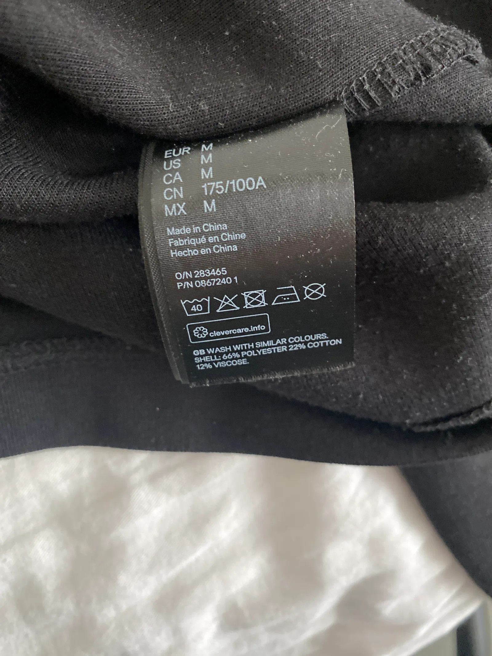 H&M H&M Shirt Size US M / EU 48-50 / 2 - 3 Thumbnail