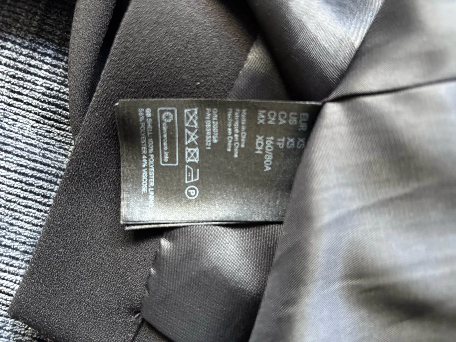H&M H&M Blazer Size XS / US 0-2 / IT 36-38 - 3 Thumbnail
