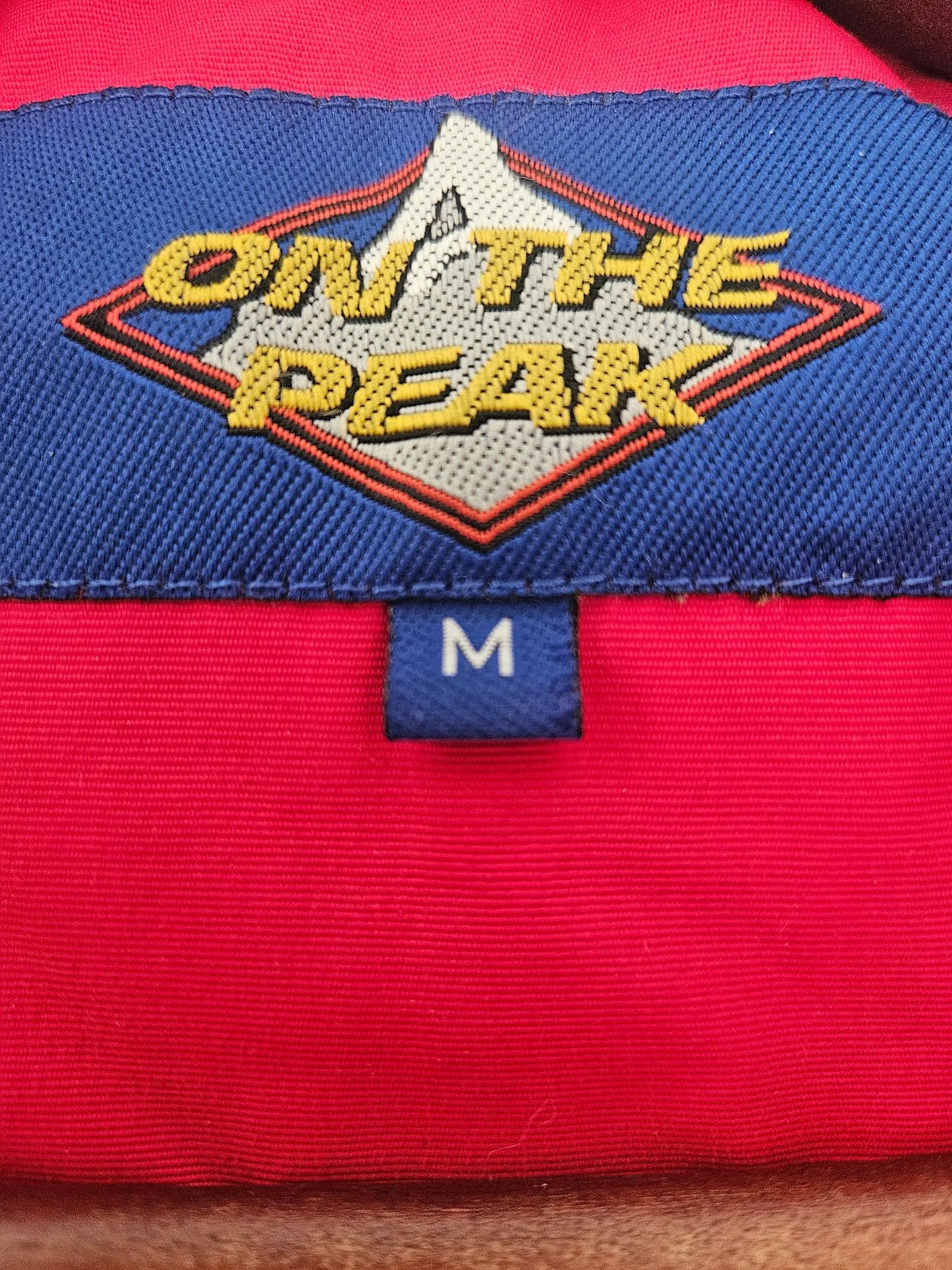 On On the peak Dress Size M / US 6-8 / IT 42-44 - 2 Thumbnail