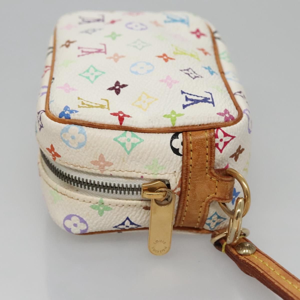 Louis Vuitton Wapiti White Canvas Clutch Bag (Pre-Owned) Size ONE SIZE - 4 Thumbnail