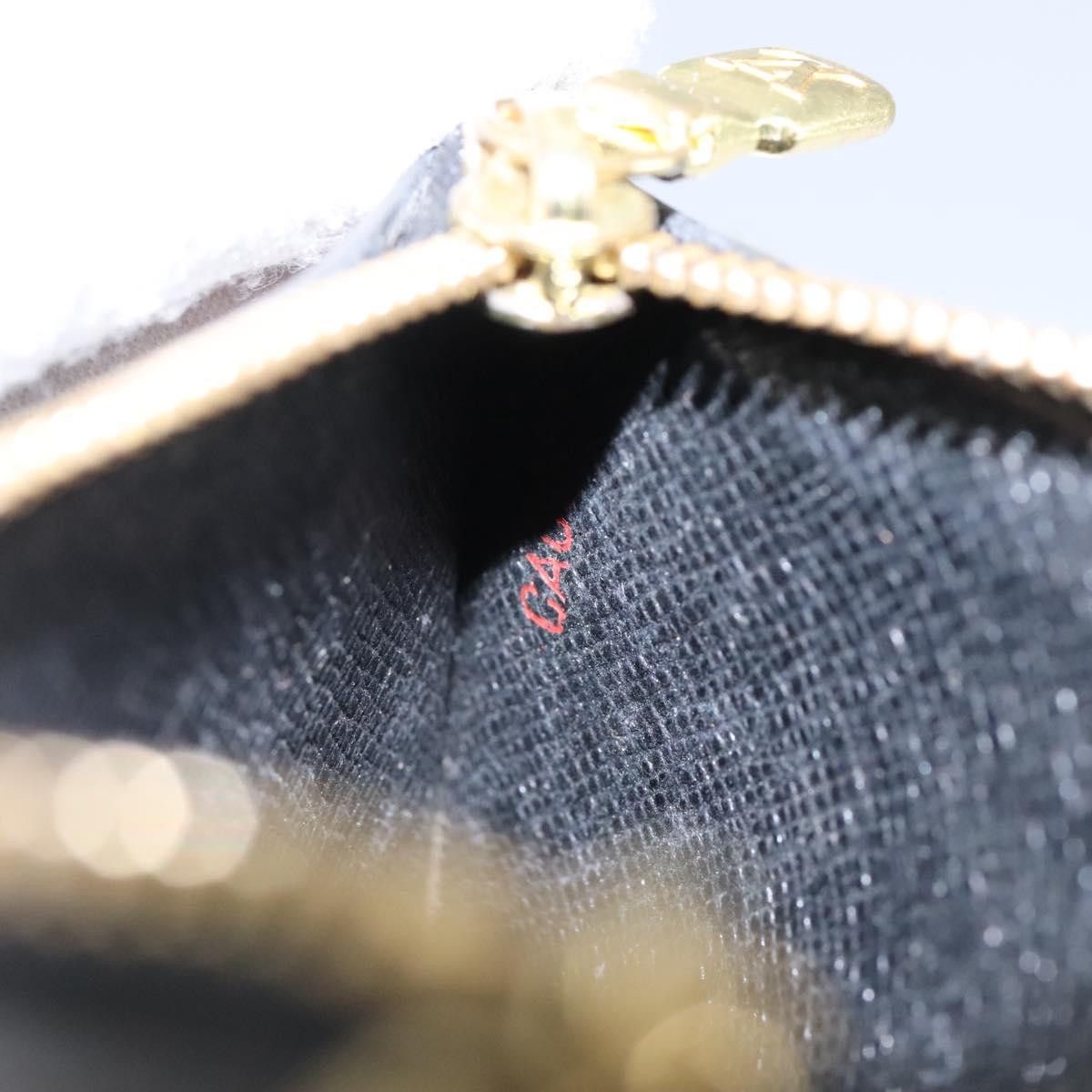 Louis Vuitton Pochette Clés Black Leather Wallet (Pre-Owned) Size ONE SIZE - 13 Thumbnail