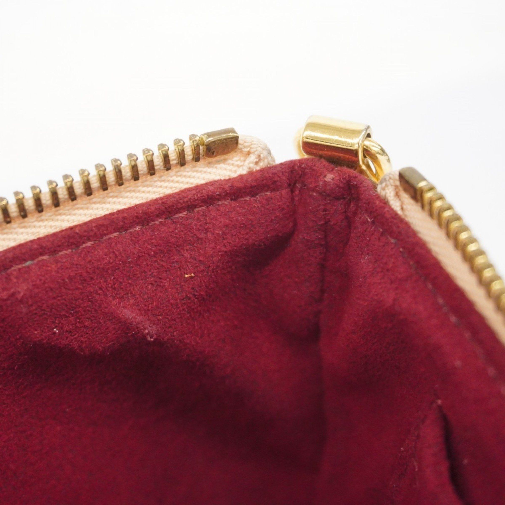 Louis Vuitton Louis Vuitton Milla clutch Size ONE SIZE - 17 Thumbnail