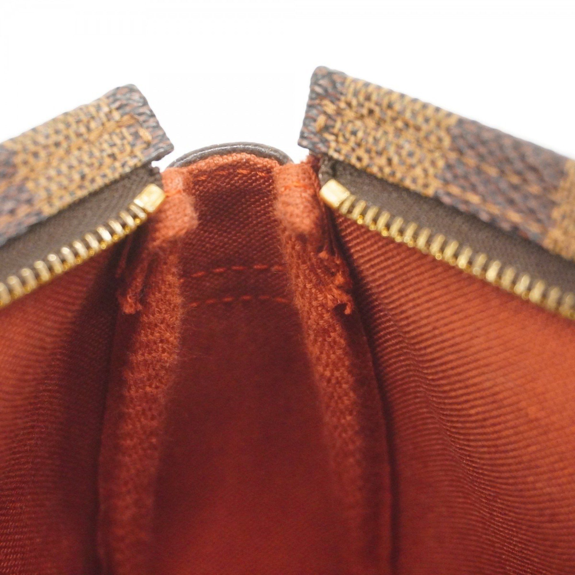 Louis Vuitton Louis Vuitton Trousse makeup clutch Size ONE SIZE - 12 Thumbnail