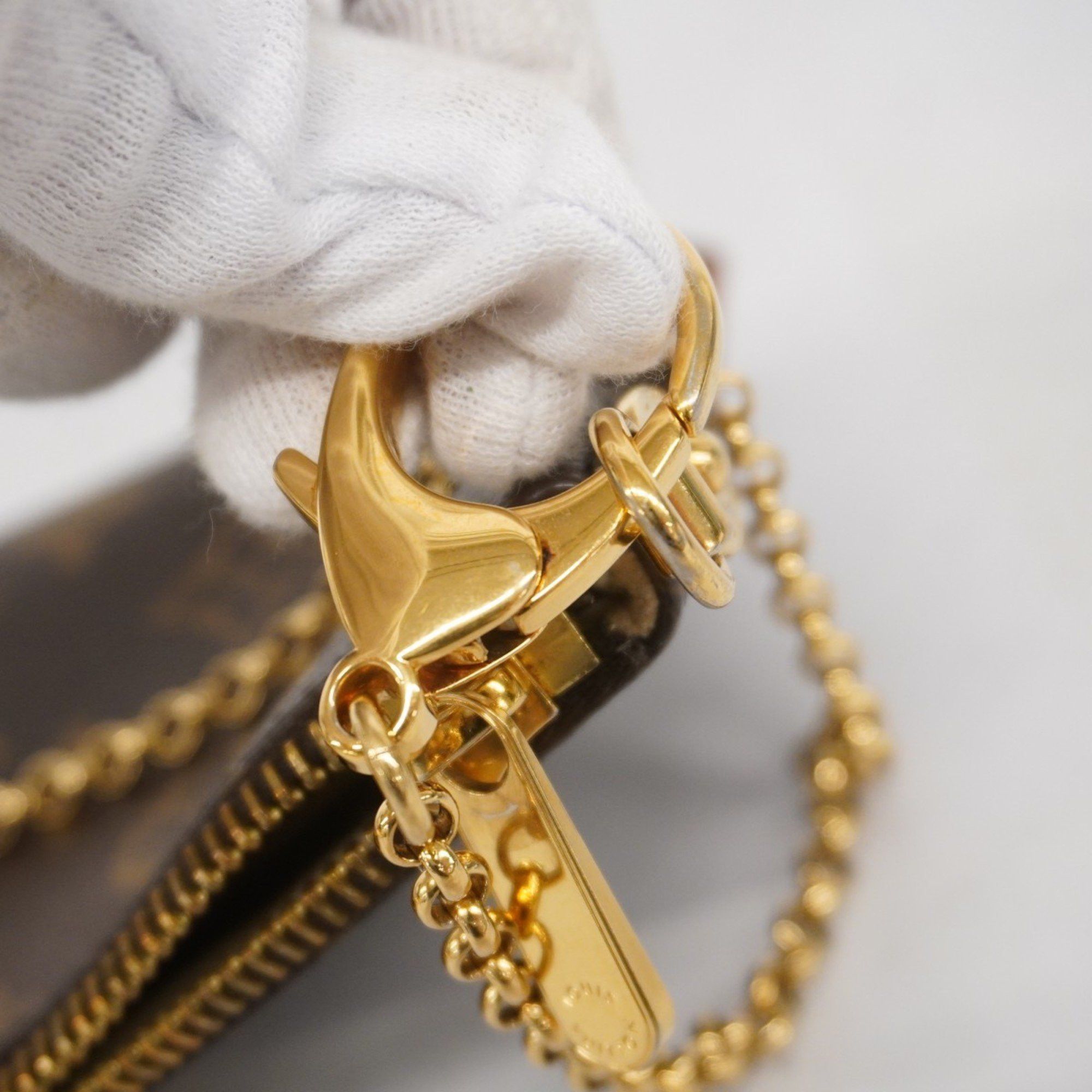 Louis Vuitton Louis Vuitton Milla clutch Size ONE SIZE - 8 Thumbnail