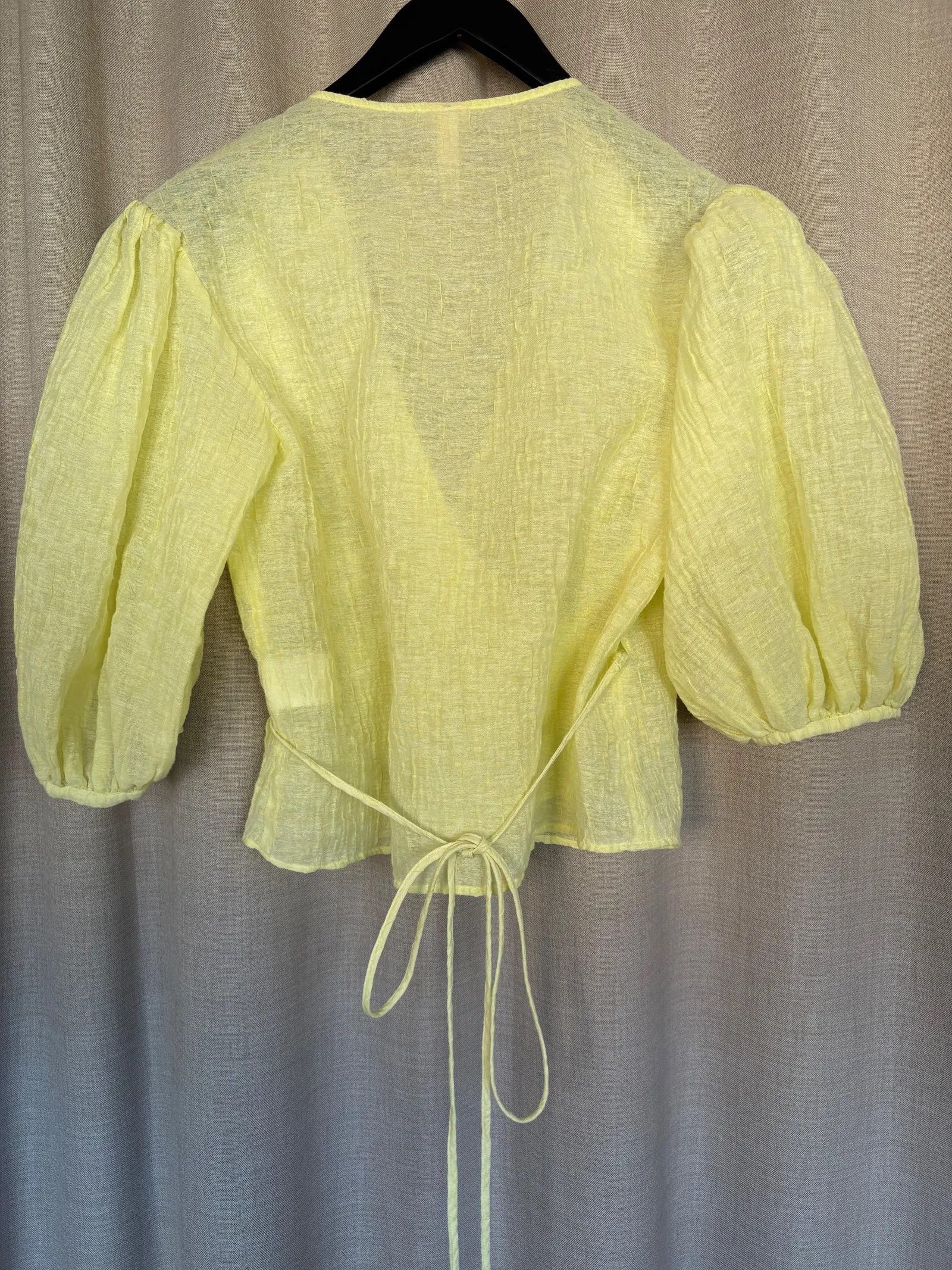 H&M H&M Blouse Size XS / US 0-2 / IT 36-38 - 4 Thumbnail