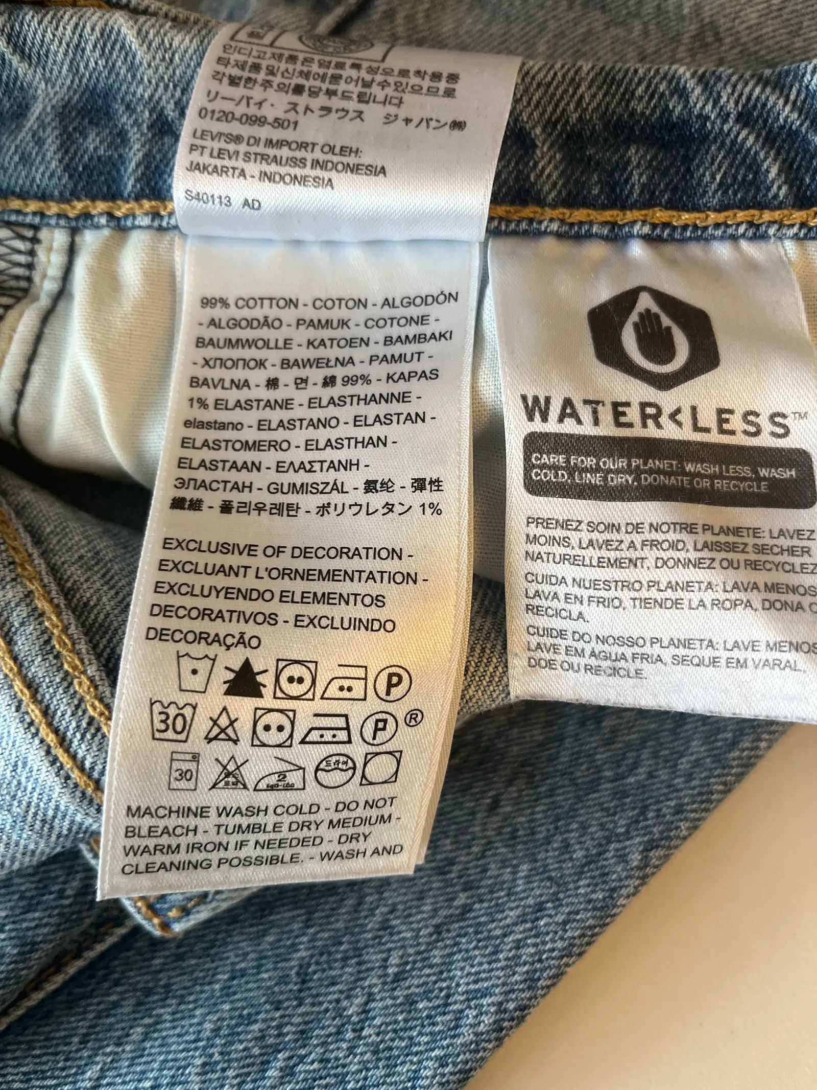 Levi's Levi's 70’s High Flair Jeans Size 28" / US 6 / IT 42 - 3 Thumbnail