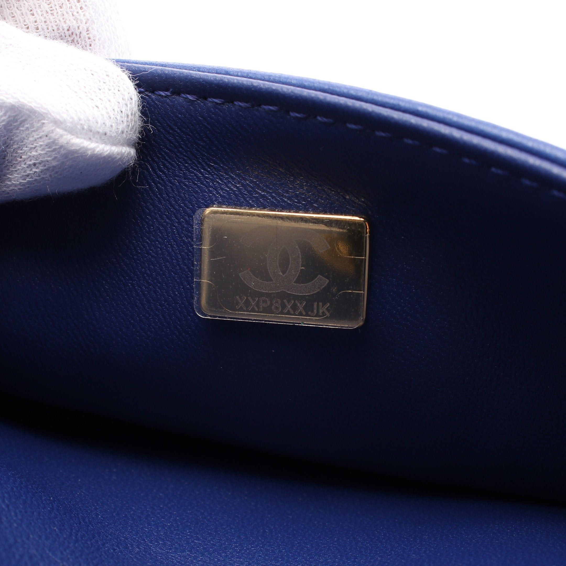 Chanel Chanel Matelasse Chain Shoulder Bag Caviar Skin Blue Gold Hardware Size ONE SIZE - 5 Thumbnail