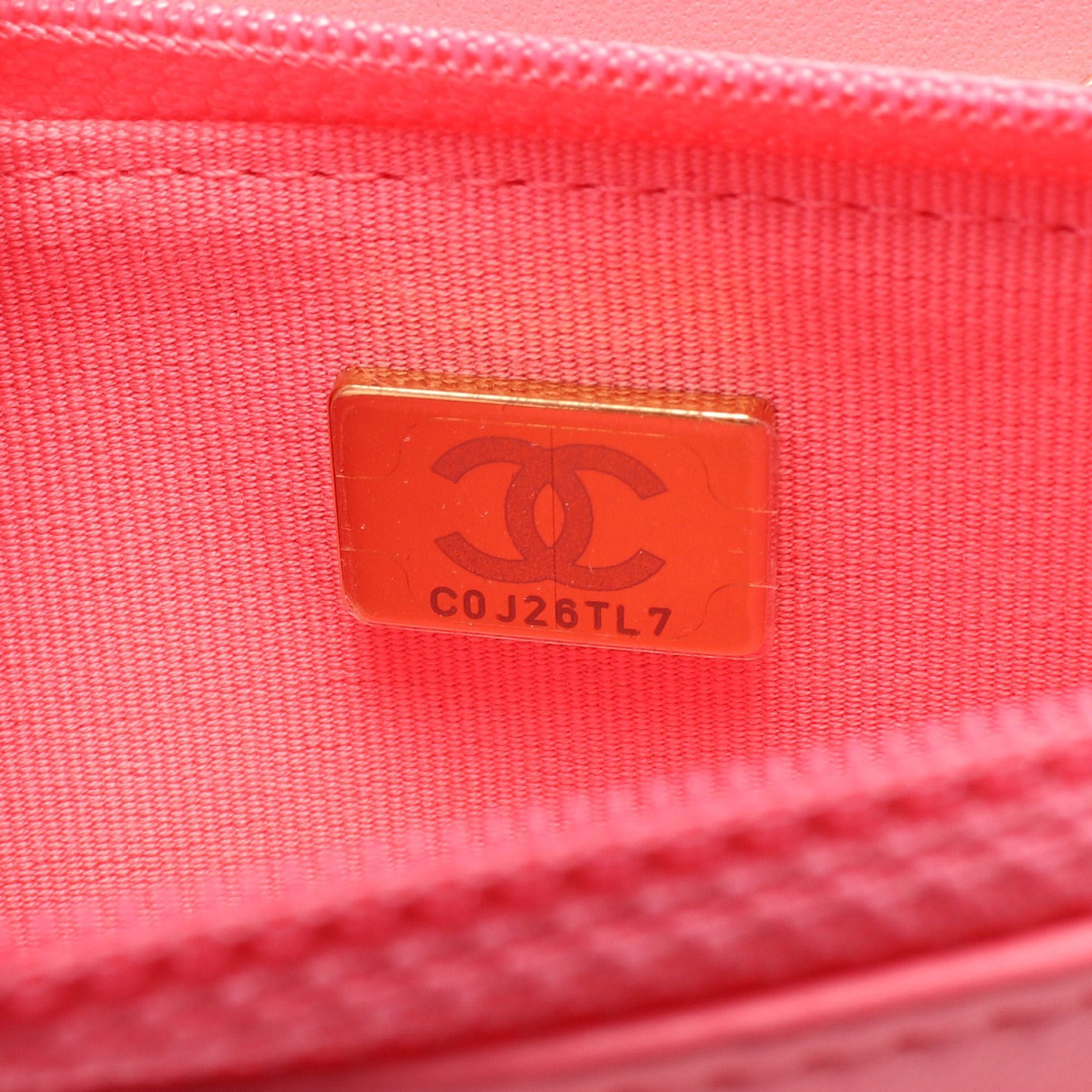 Chanel Chanel Matelasse Chain Wallet Leather Pink Gold Hardware Size ONE SIZE - 5 Thumbnail
