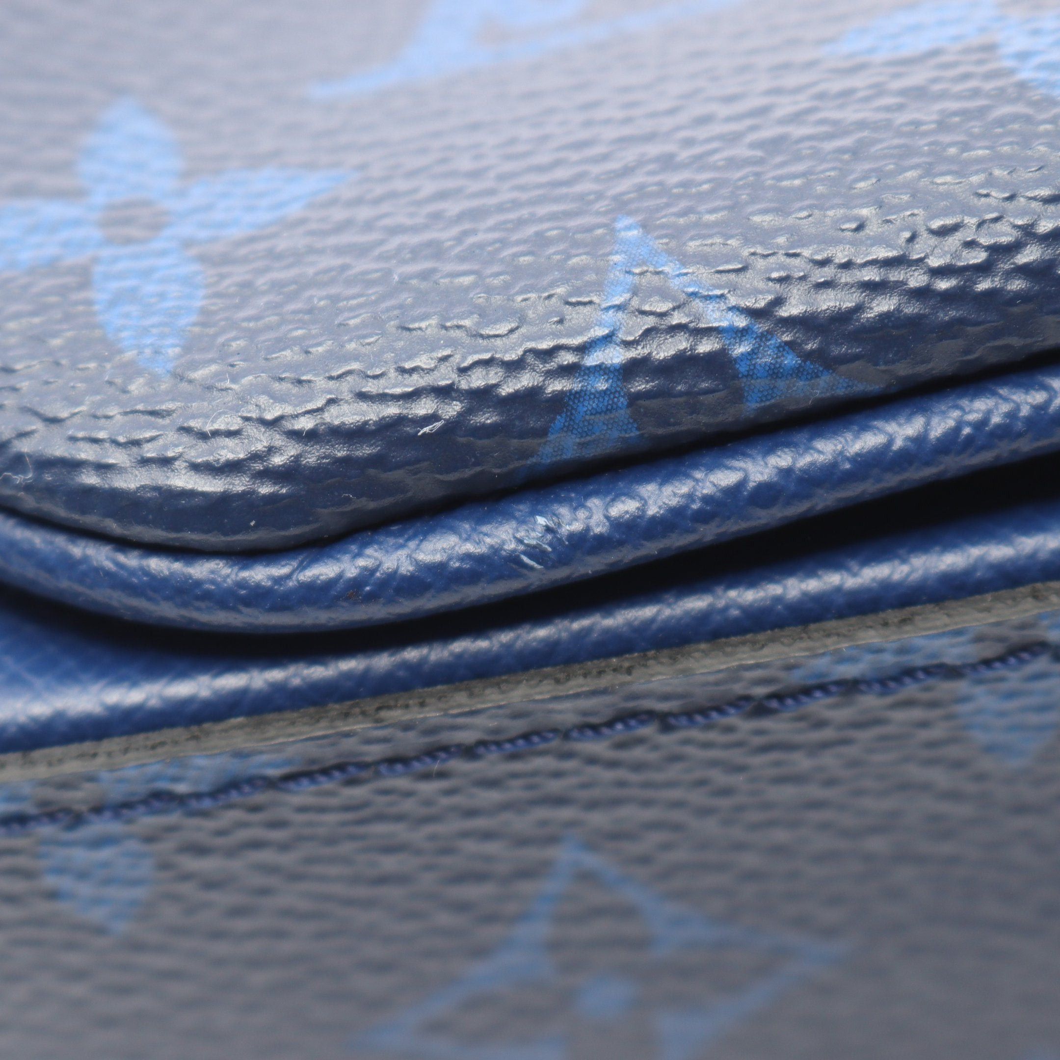 Louis Vuitton Louis Vuitton Trio Messenger Taigarama Cobalt Blue Shoulder Bag Leather Size ONE SIZE - 5 Thumbnail