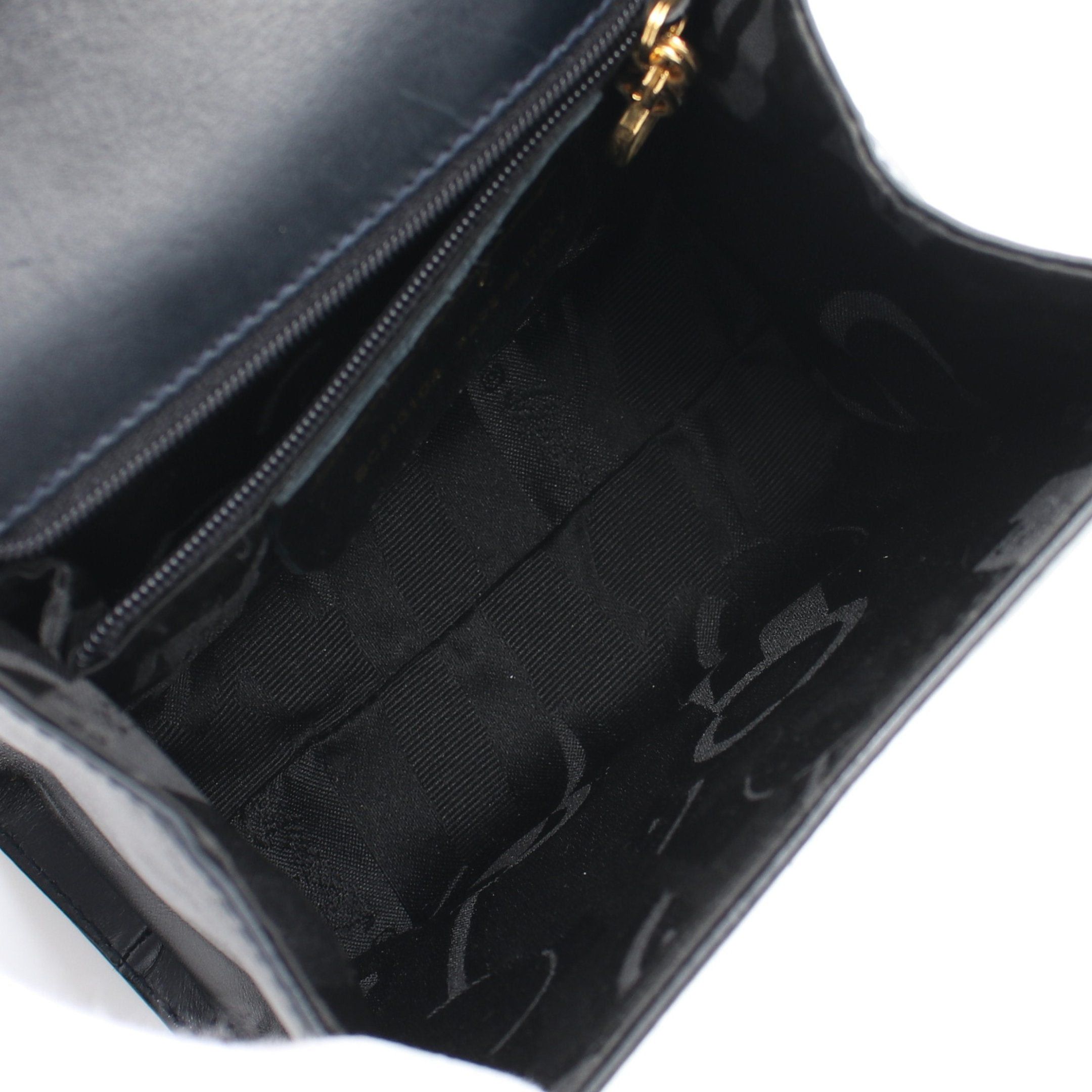 Salvatore Ferragamo Salvatore Ferragamo Vala Ribbon Handbag Leather Black Size ONE SIZE - 3 Thumbnail