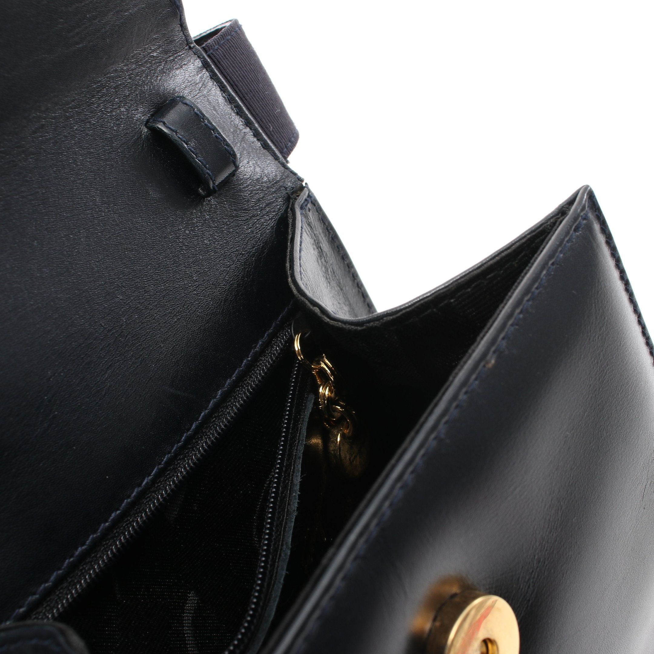 Salvatore Ferragamo Salvatore Ferragamo Vala Ribbon Handbag Leather Black Size ONE SIZE - 13 Thumbnail