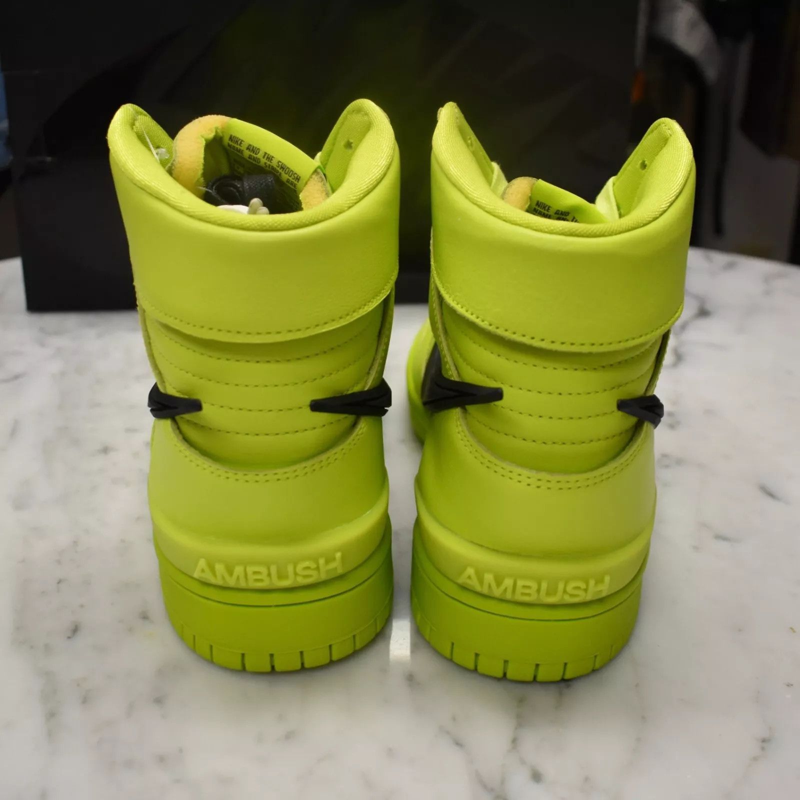 Nike Nike AMBUSH Dunk Hi High Atomic Green Lime Leather Size US 10.5 / EU 43-44 - 7 Thumbnail