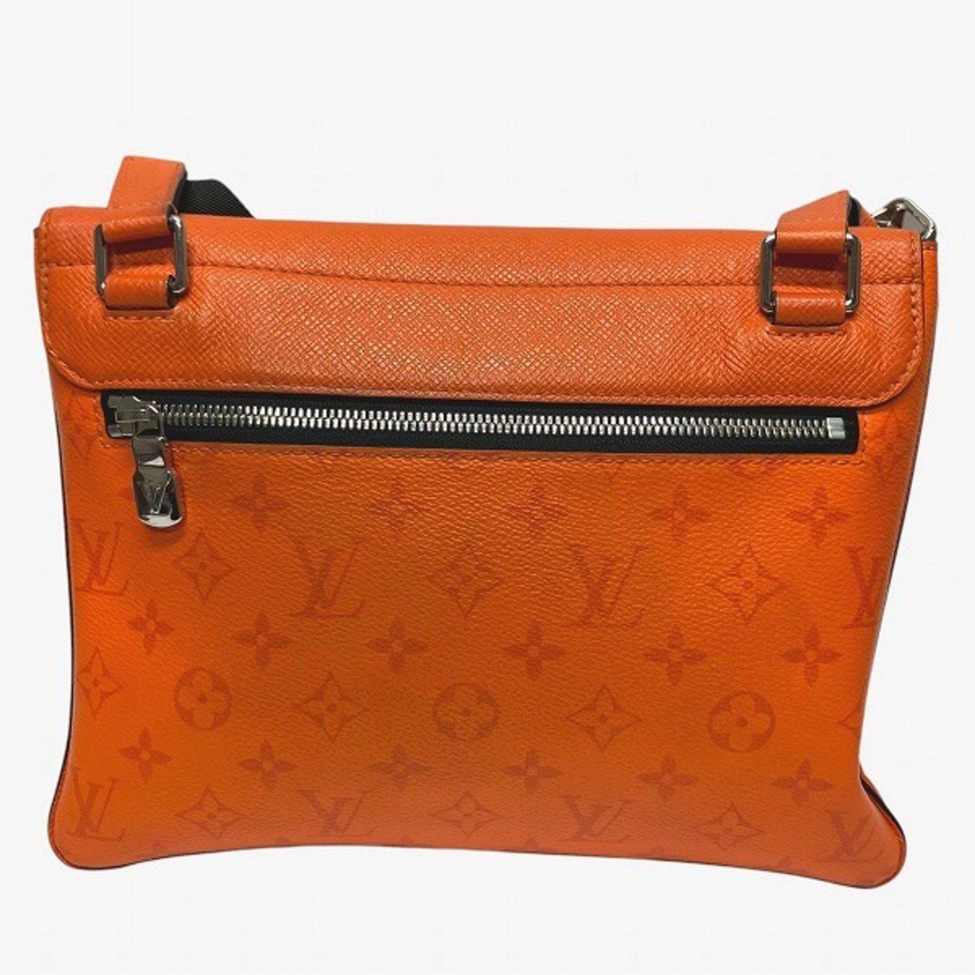 Louis Vuitton Louis Vuitton Taigarama Flap M30415 Bag Shoulder Men's Size ONE SIZE - 2 Thumbnail