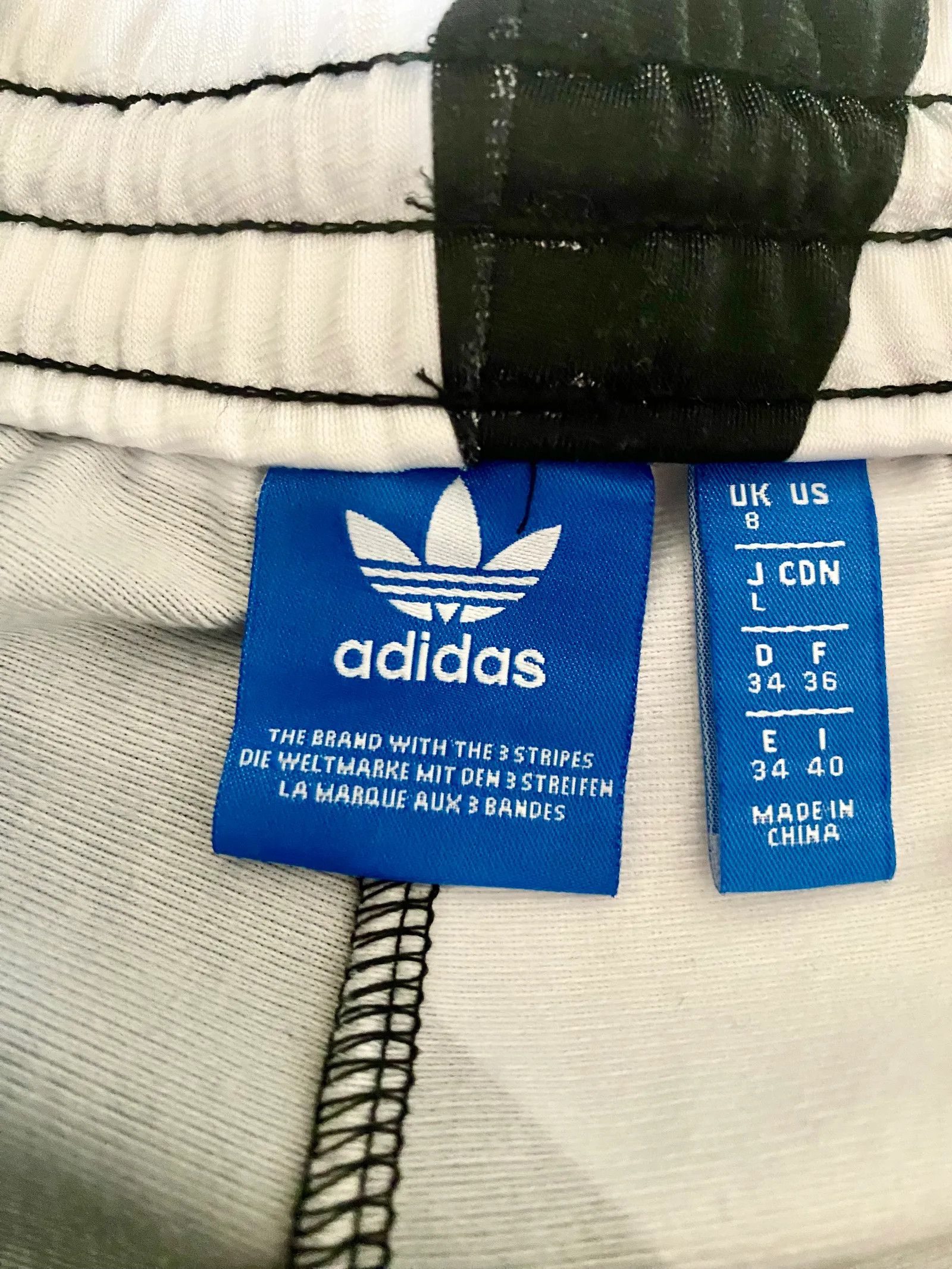 Adidas Adidas SST Track Pants Bold Age Sweatpants Size 25" / US 0 / IT 36 - 2 Thumbnail