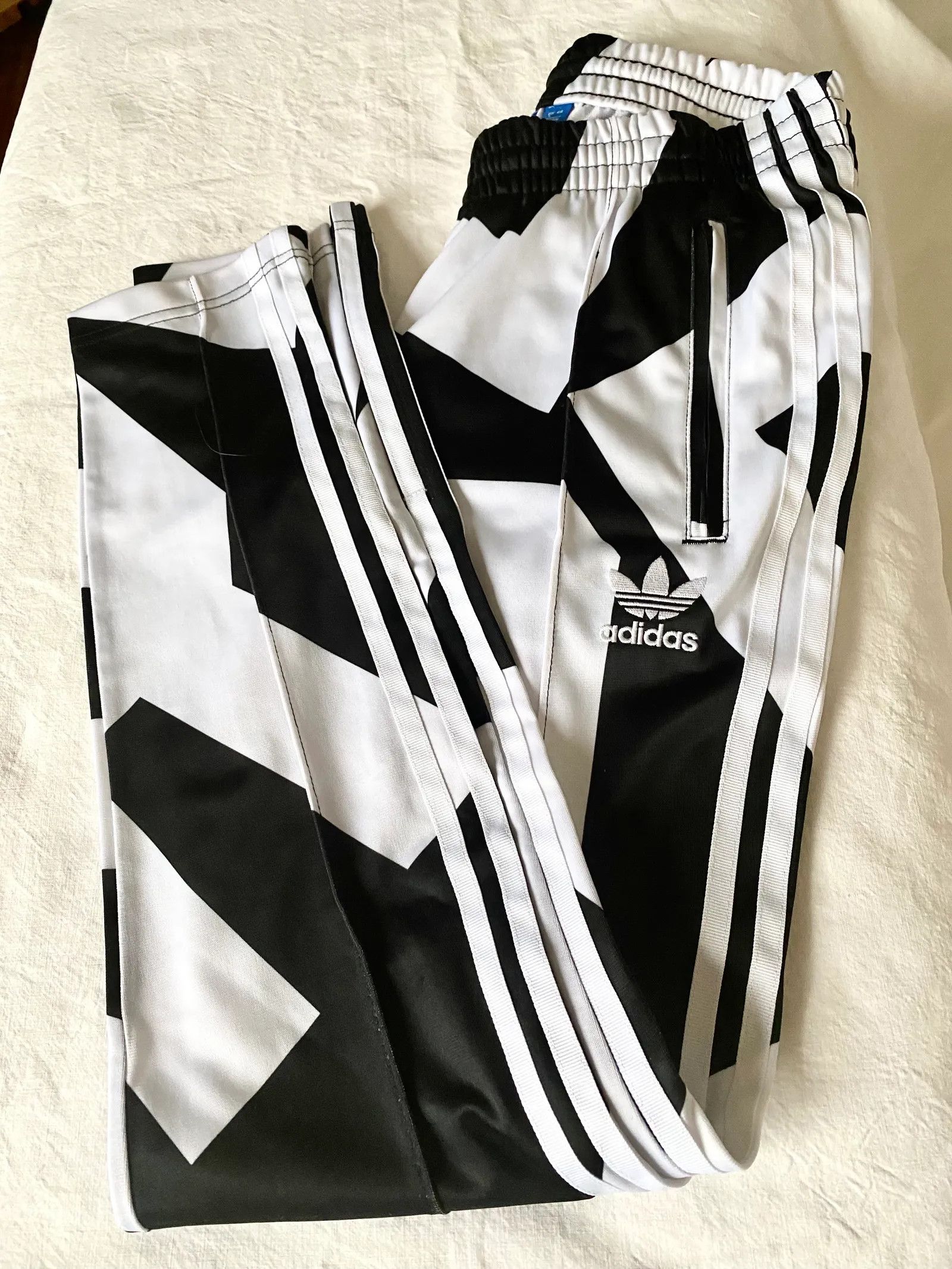Adidas Adidas SST Track Pants Bold Age Sweatpants Size 25" / US 0 / IT 36 - 4 Thumbnail