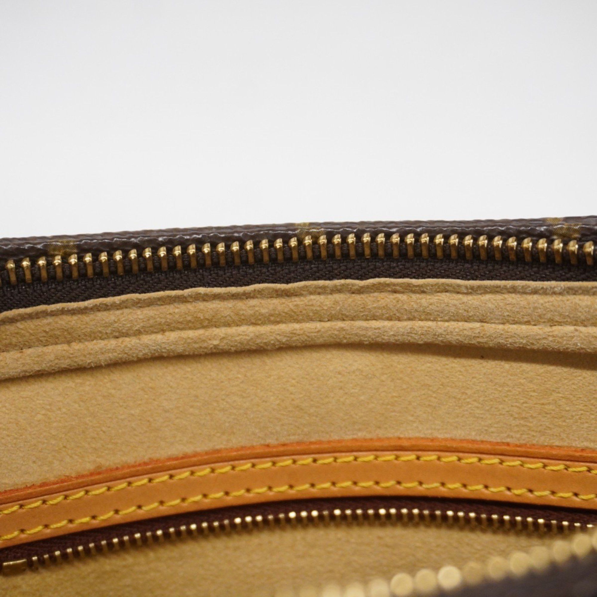 Louis Vuitton Louis Vuitton Looping MM shoulder Size ONE SIZE - 14 Thumbnail