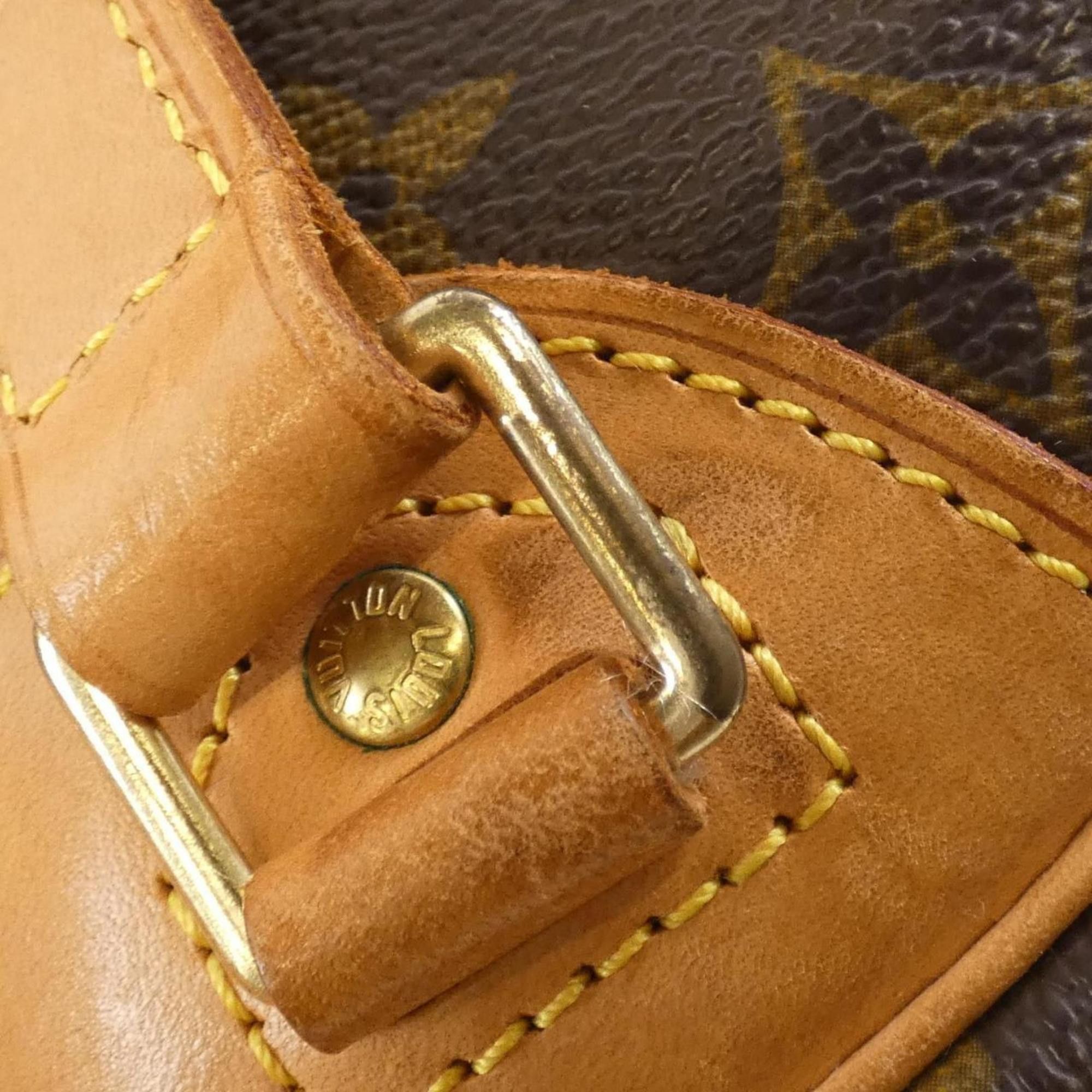 Louis Vuitton Louis Vuitton Excursion handbag Size ONE SIZE - 5 Thumbnail
