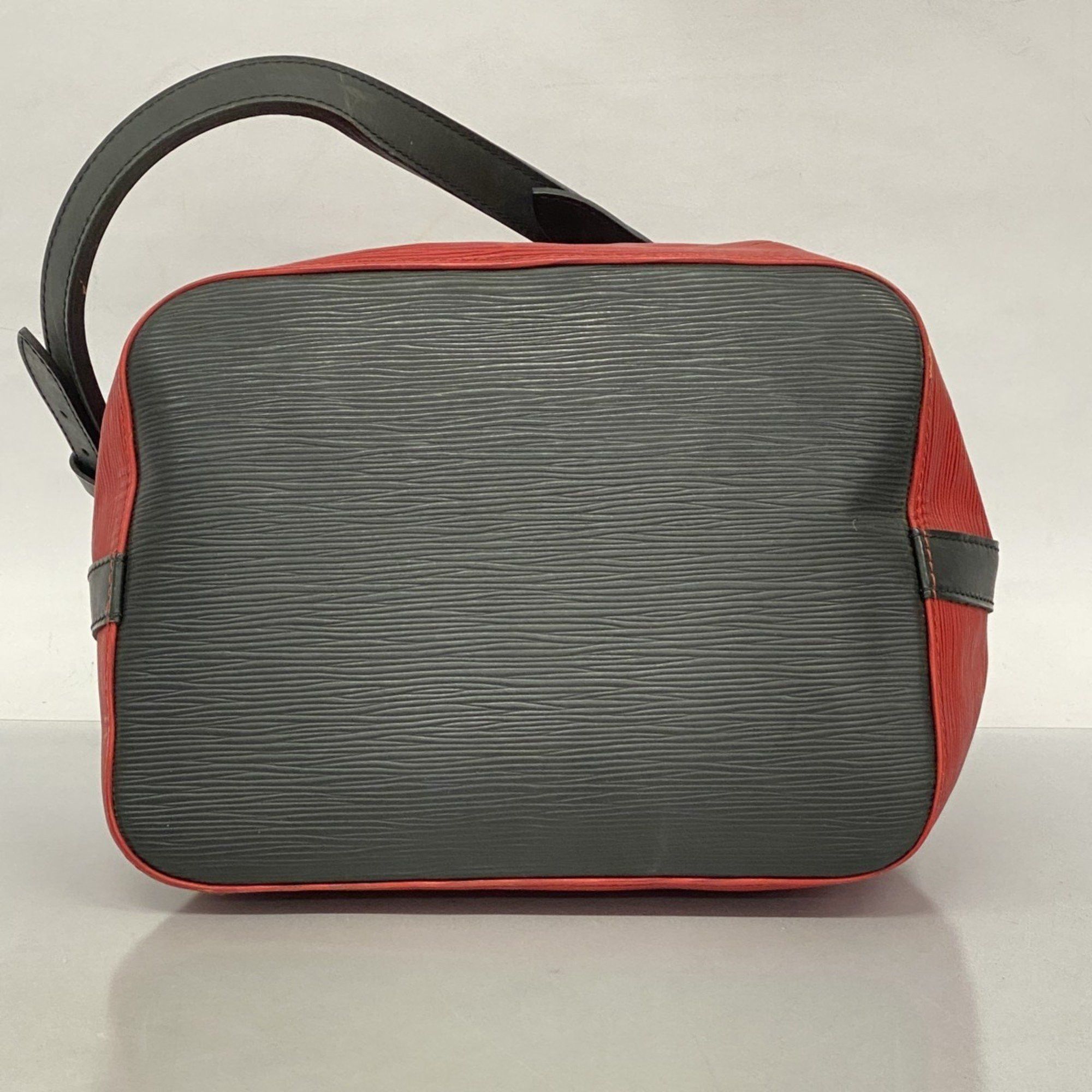 Louis Vuitton Louis Vuitton Petit Noé shoulder Size ONE SIZE - 5 Thumbnail