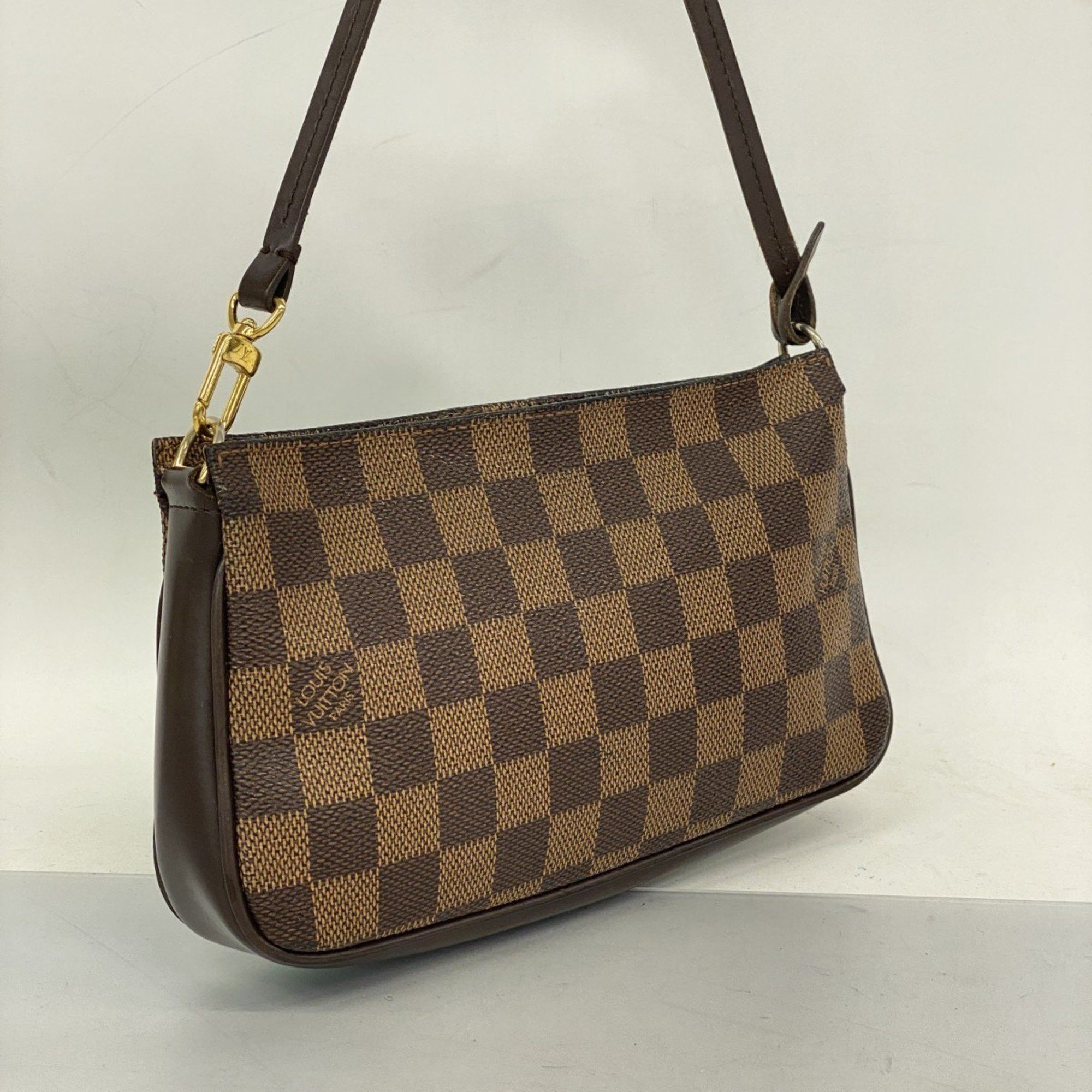 Louis Vuitton Louis Vuitton Pochette Accessoire clutch Size ONE SIZE - 3 Thumbnail