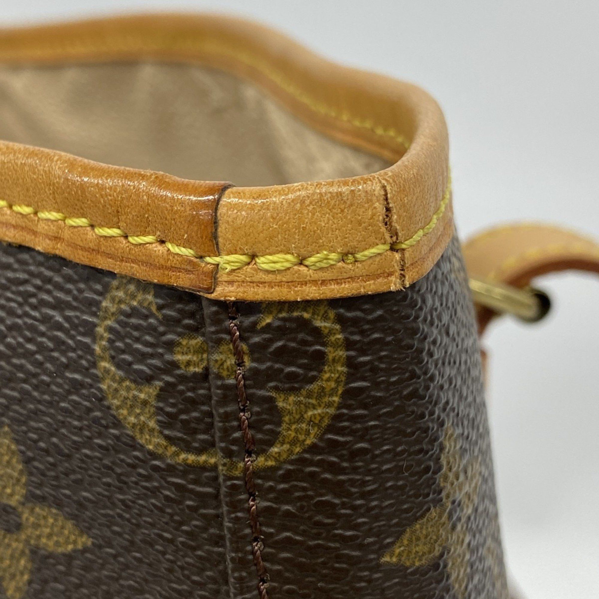 Louis Vuitton Louis Vuitton Bucket GM tote Size ONE SIZE - 8 Thumbnail