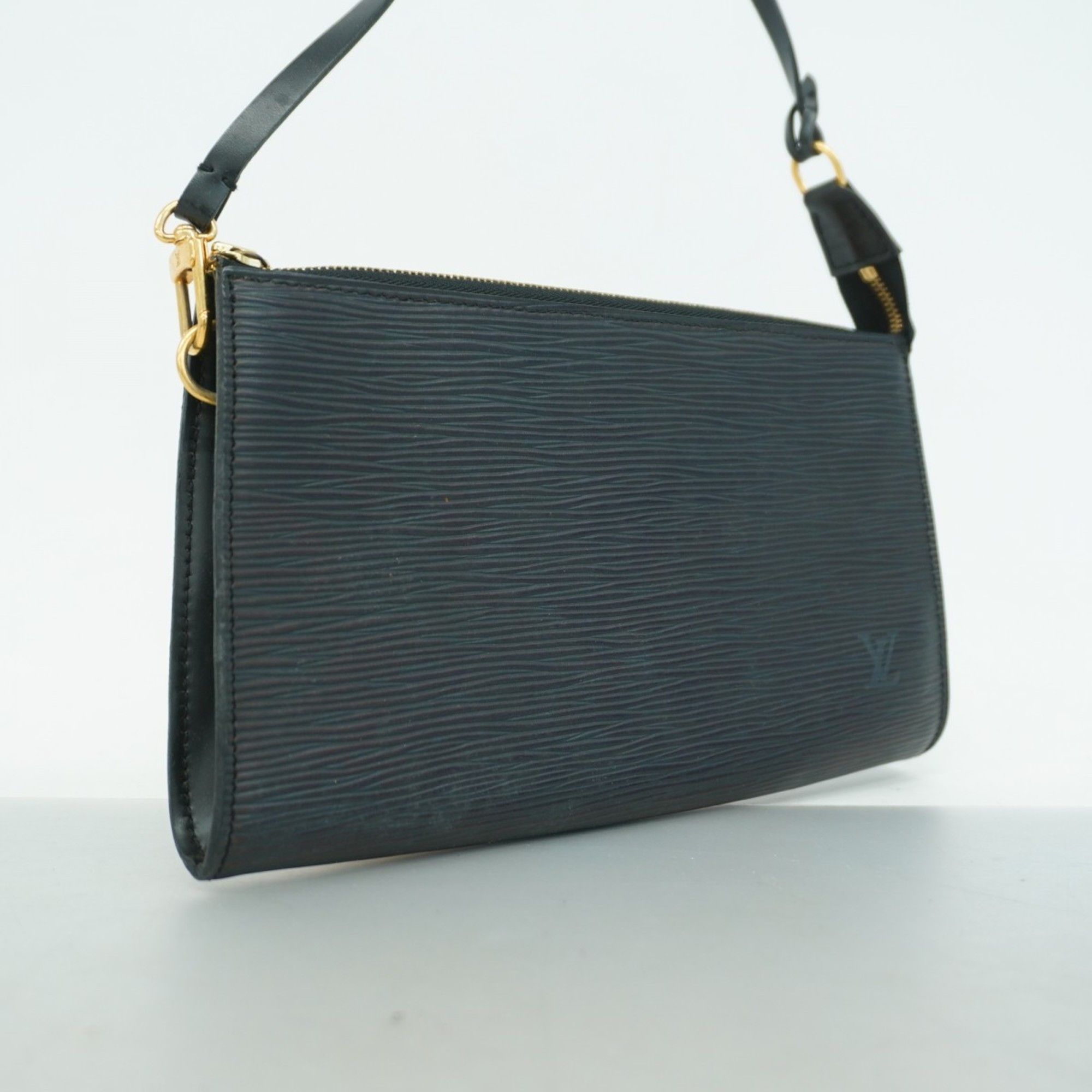 Louis Vuitton Louis Vuitton Pochette Accessoire clutch Size ONE SIZE - 3 Thumbnail