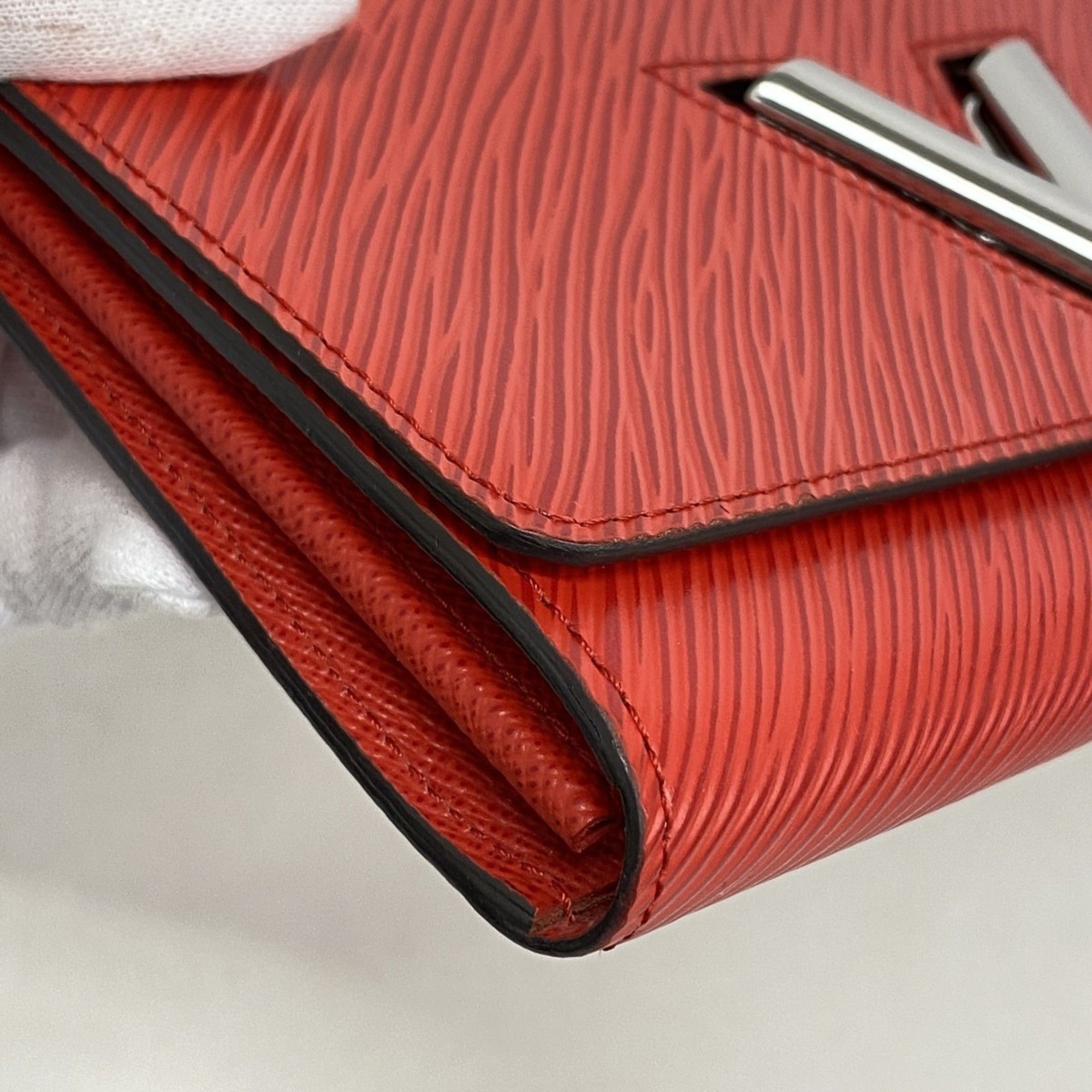 Louis Vuitton Louis Vuitton Twist wallet Size ONE SIZE - 5 Thumbnail