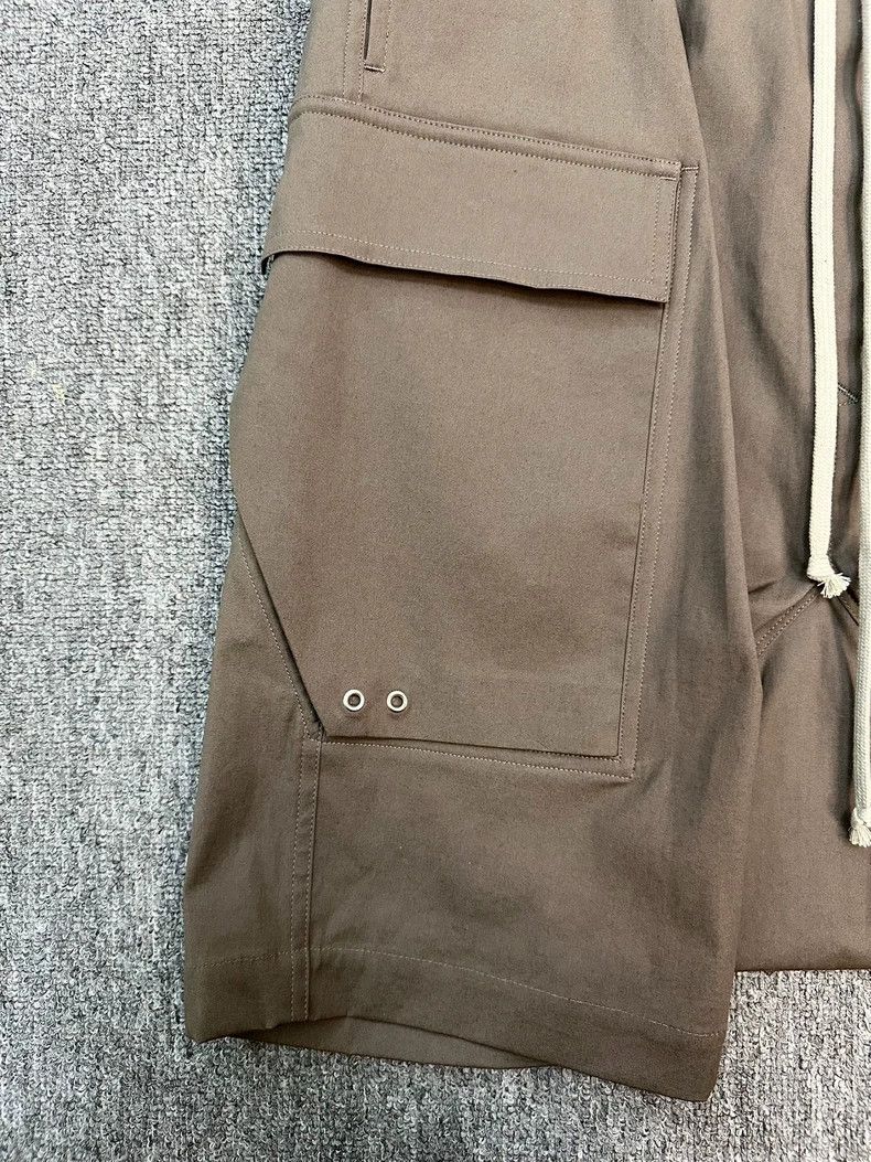 Rick Owens Rick Owens Brown Cargo Shorts for Men Size US 36 / EU 52 - 3 Thumbnail