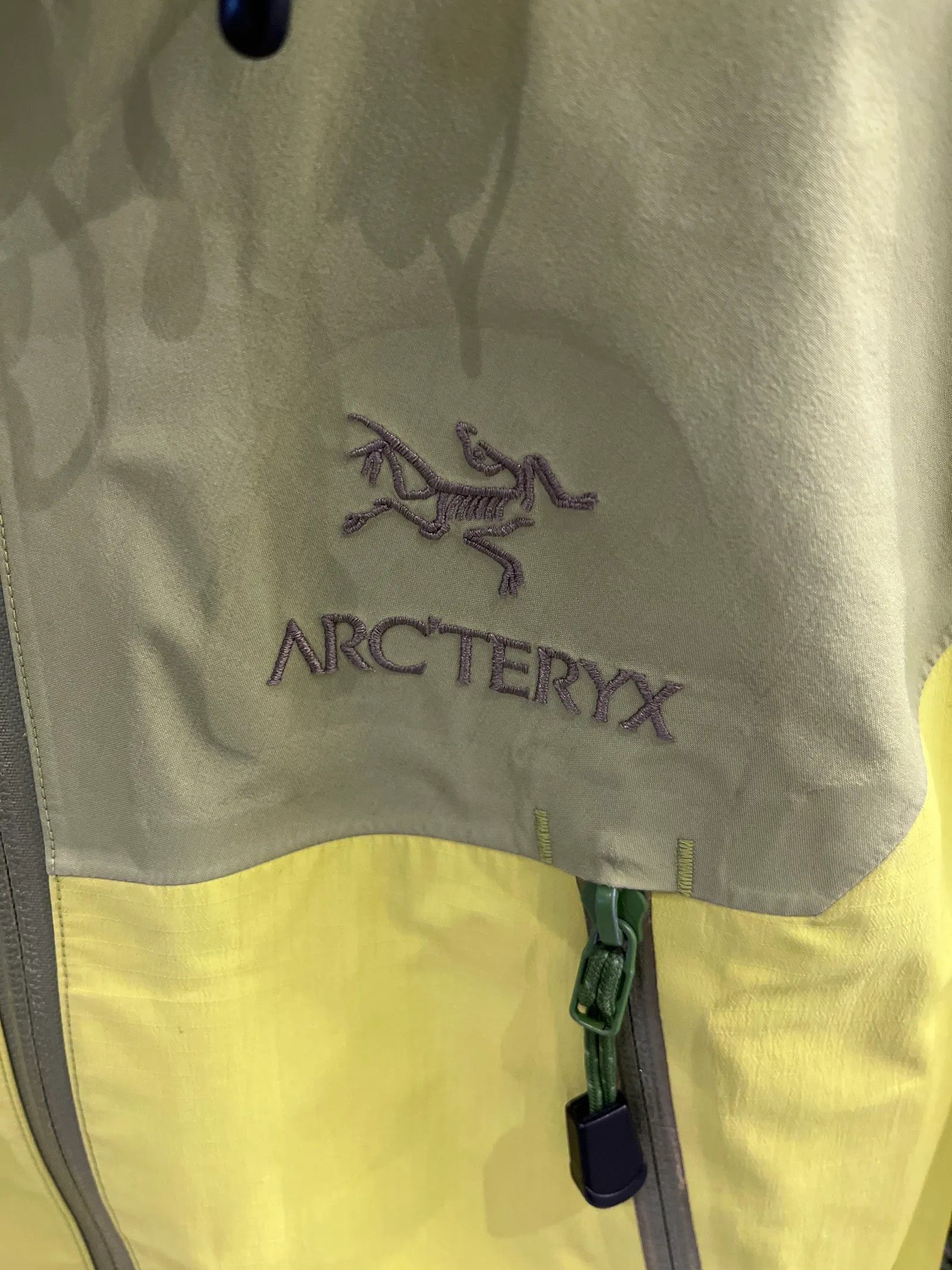 Arc'teryx Arc’Teryx Beta Jacket Size M / US 6-8 / IT 42-44 - 3 Thumbnail