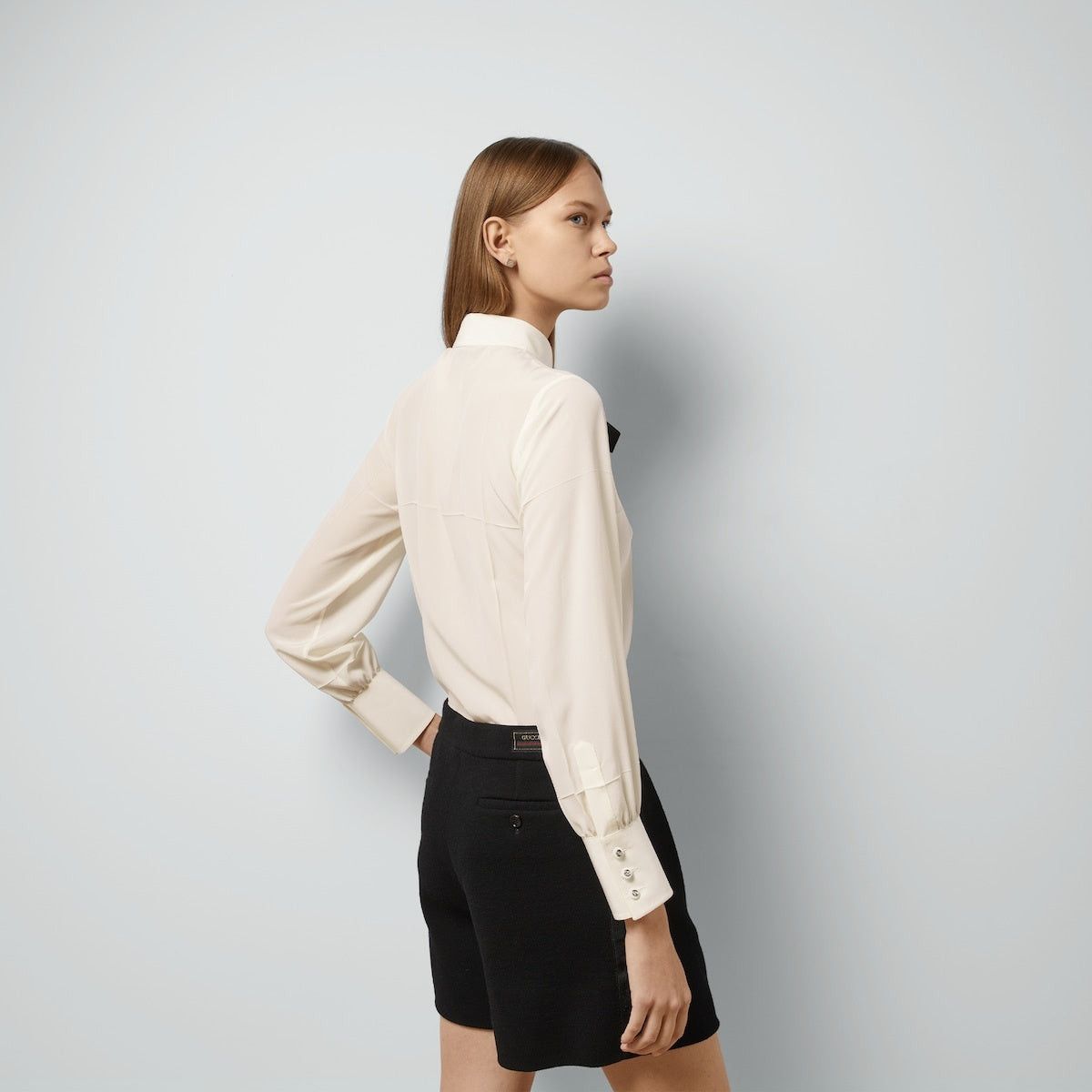 Gucci Gucci Bow Silk Crepe De Chine Shirt SIZE 40 Size ONE SIZE - 5 Thumbnail