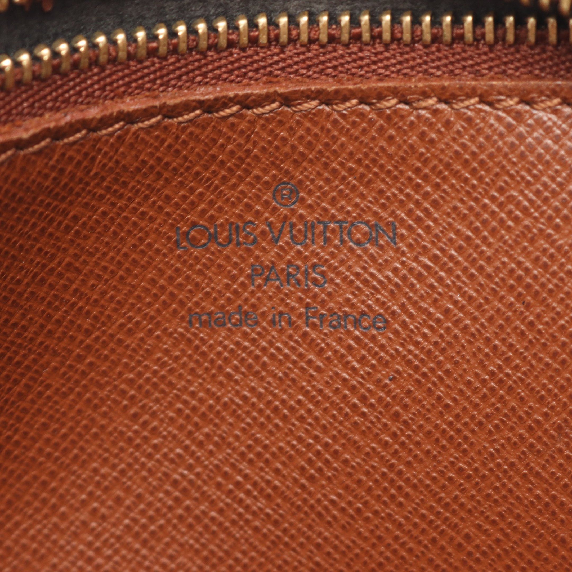 Louis Vuitton Louis Vuitton Marly Dragonne Monogram Clutch Bag Second Leather Brown Size ONE SIZE - 4 Thumbnail